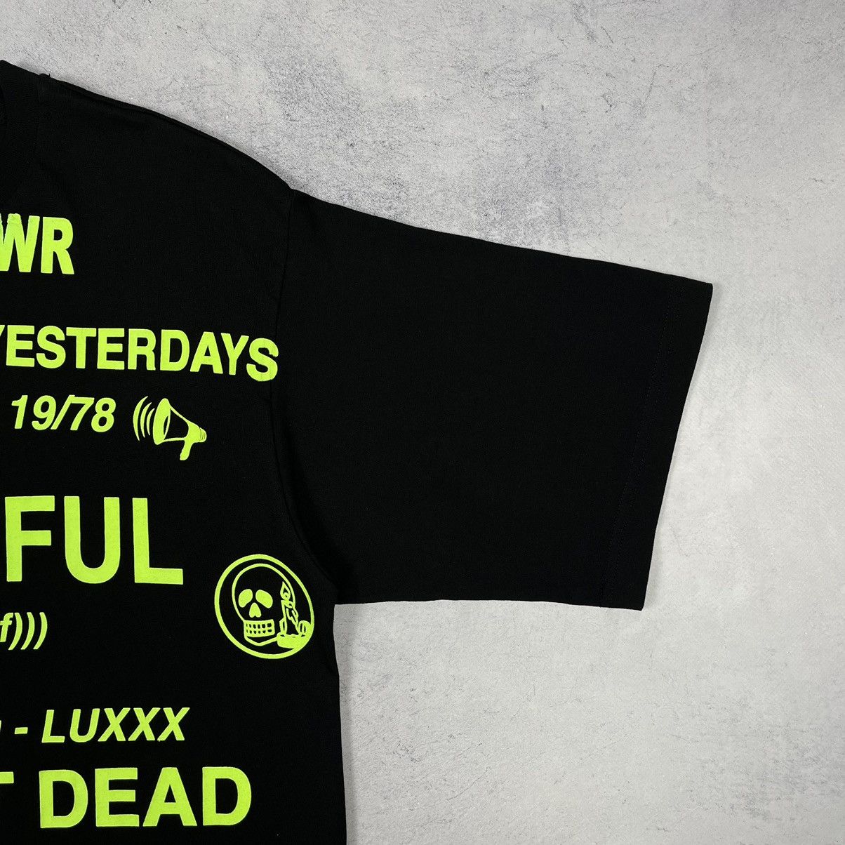 Diesel Designer Diesel T-Ball-X2 oversize neon big logo T Shirt Size US XS / EU 42 / 0 - 20 Thumbnail