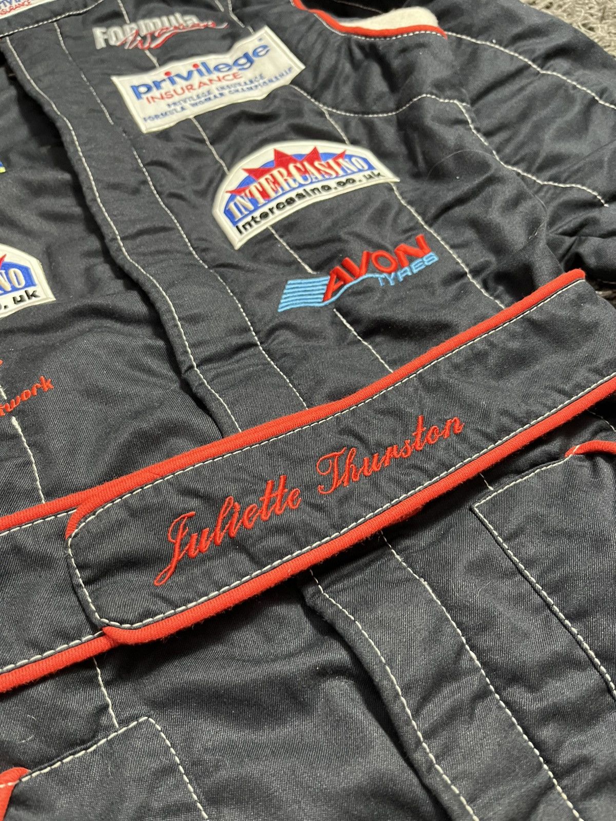 Formula 1 WORN SUIT 2004 FORMULA 1 JULIETTE THURSTON RACING F1 Size 30" / US 8 / IT 44 - 2 Thumbnail