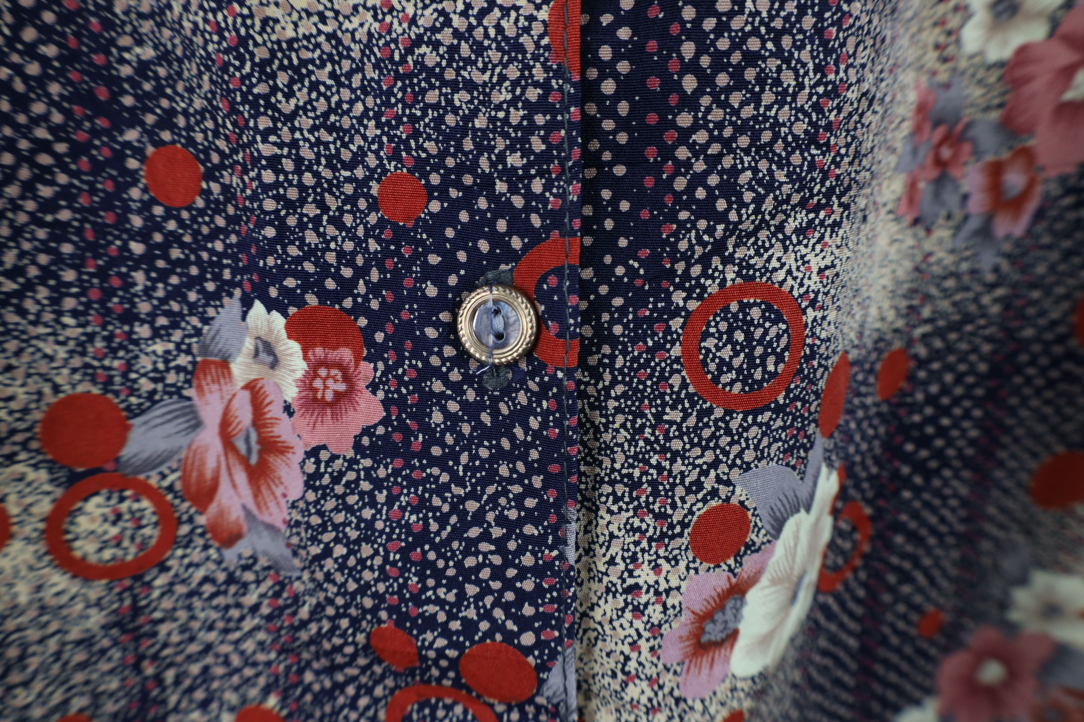Vintage Vintage 60s 70s Streetwear Flower Collared Button Shirt USA Size L / US 10 / IT 46 - 5 Thumbnail