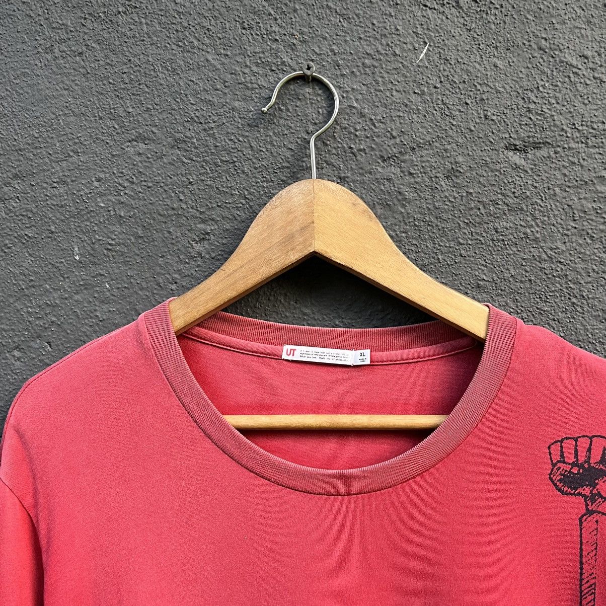 One Piece Thrashed Faded One Piece X Uniqlo Anima Tee Size US XL / EU 56 / 4 - 4 Thumbnail