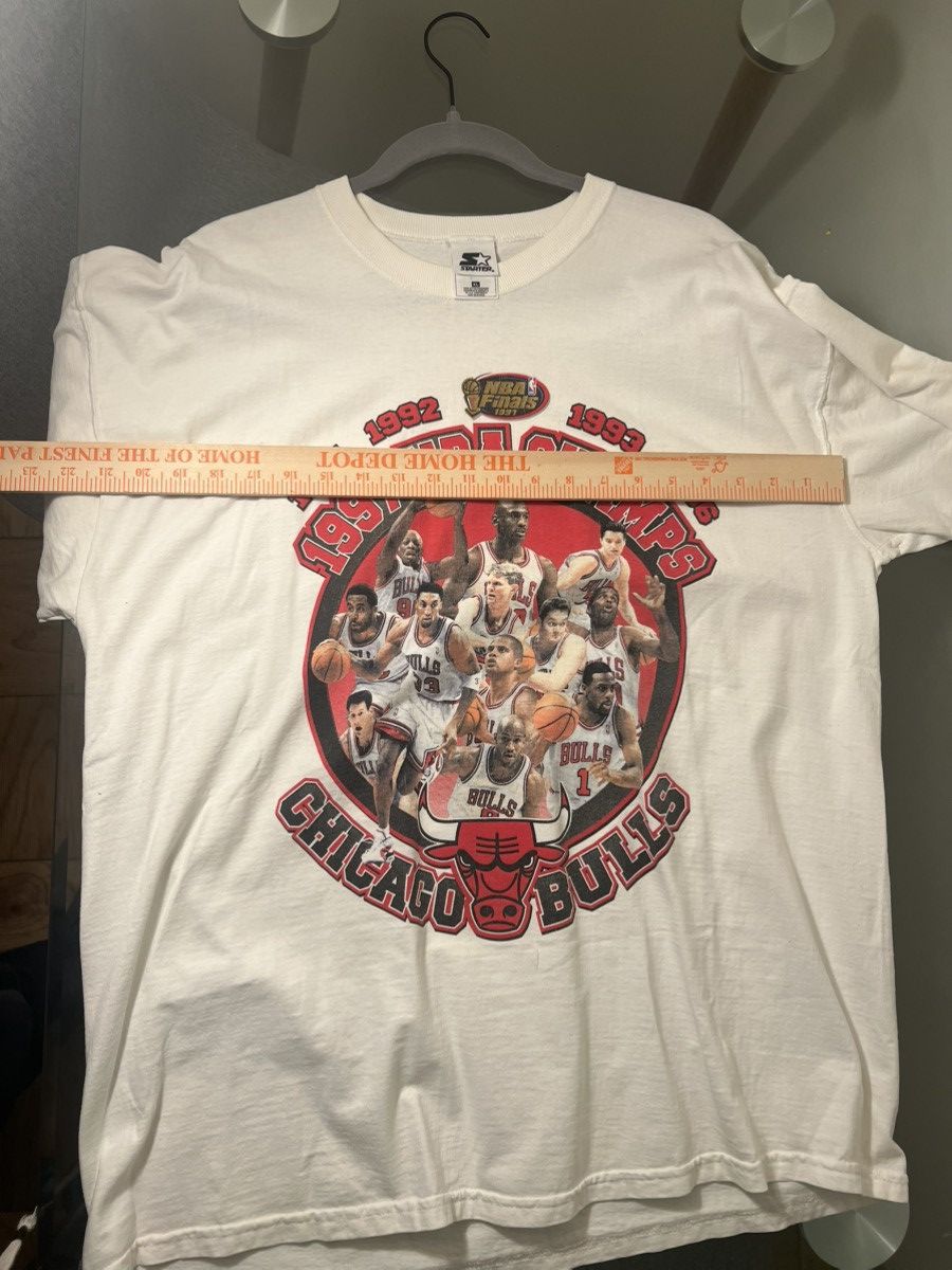 Vintage 1997 Bulls championship tee Size US XL / EU 56 / 4 - 4 Thumbnail