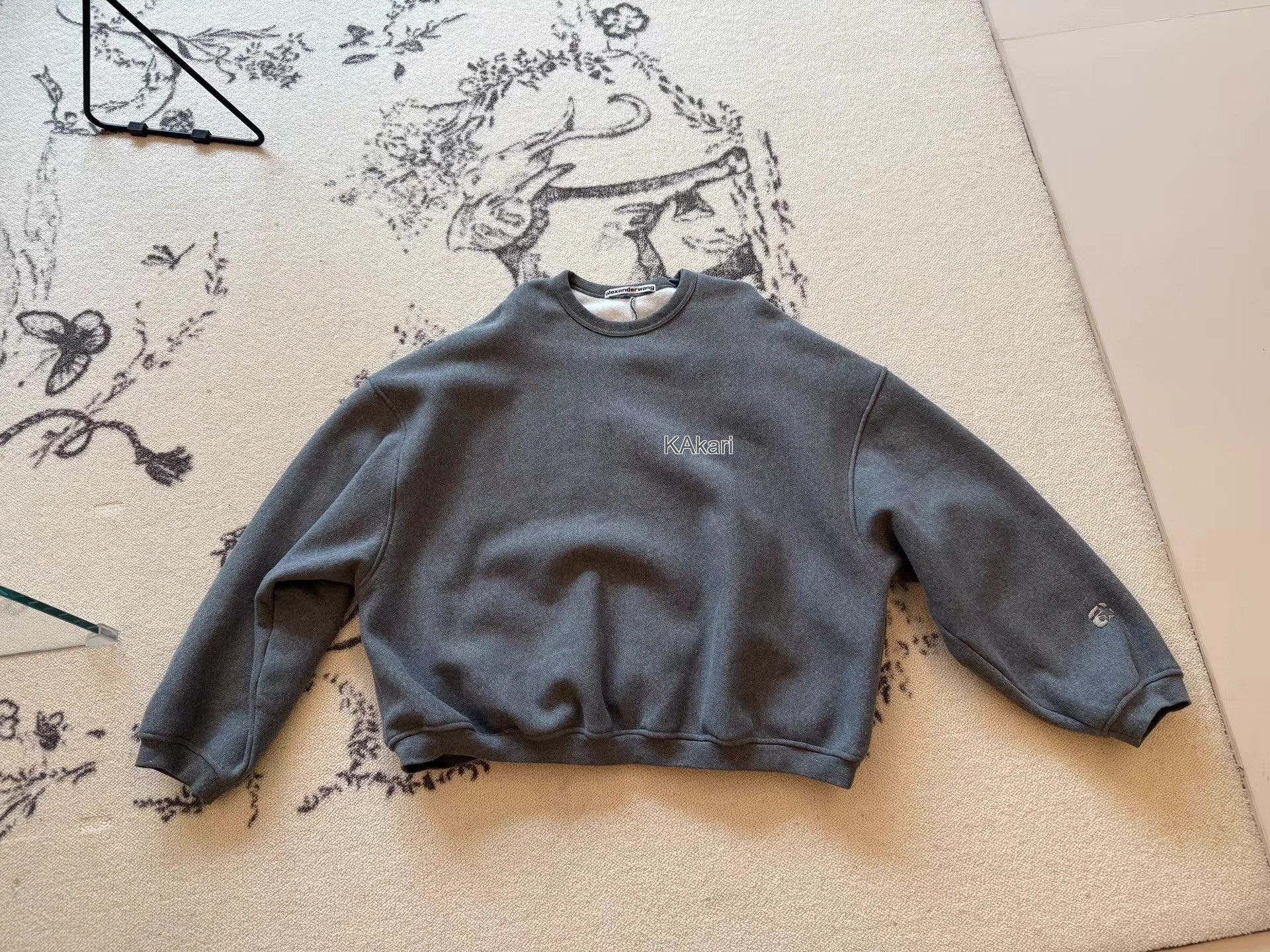 Alexander Wang Gray Oversized Crewneck Sweatshirt XL Size US XL / EU 56 / 4 - 1 Thumbnail