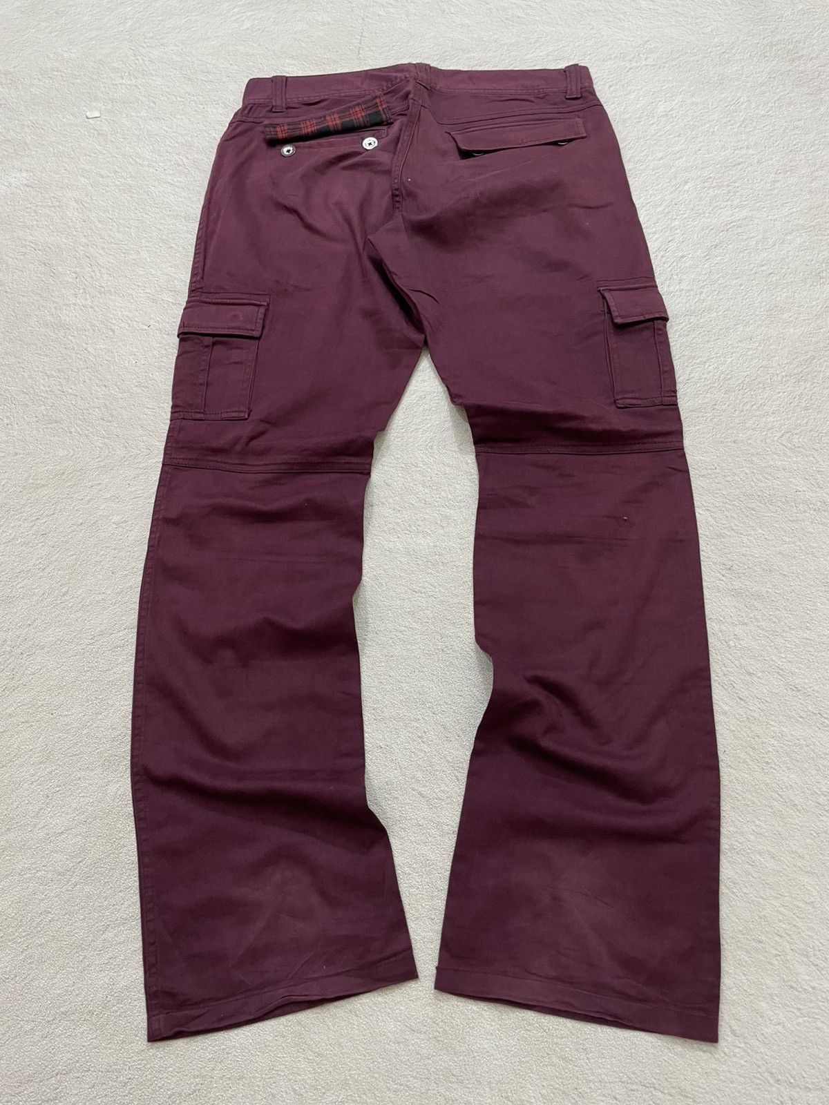 semanticdesign 2000s Semantic Cargo Pants Burgundy Zip Pocket Detail Size US 33 - 6 Thumbnail