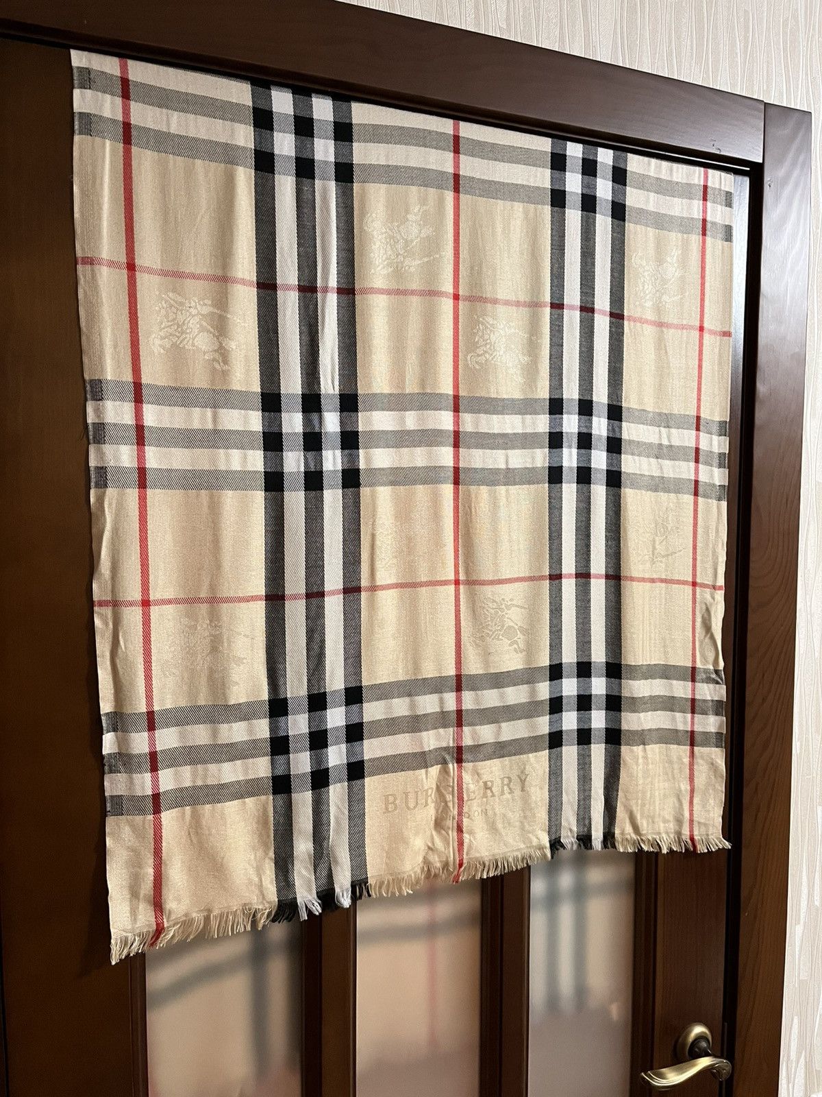 Burberry Vintage Burberry London Nova Check Scarf Size ONE SIZE - 6 Thumbnail