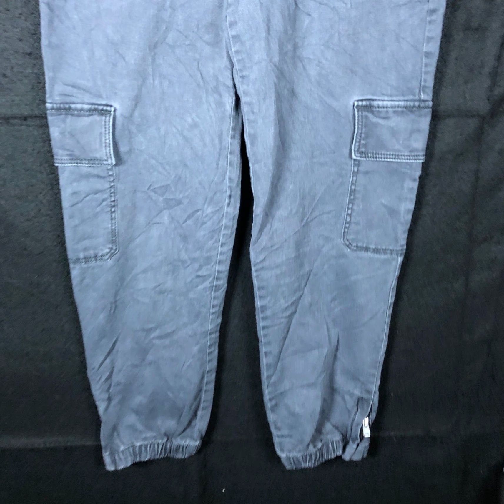 Express Express Womens Pants Black High Button Fly Cargo Joggers Zip Ankle Stretch 2R Size 27" / US 4 / IT 40 - 3 Thumbnail