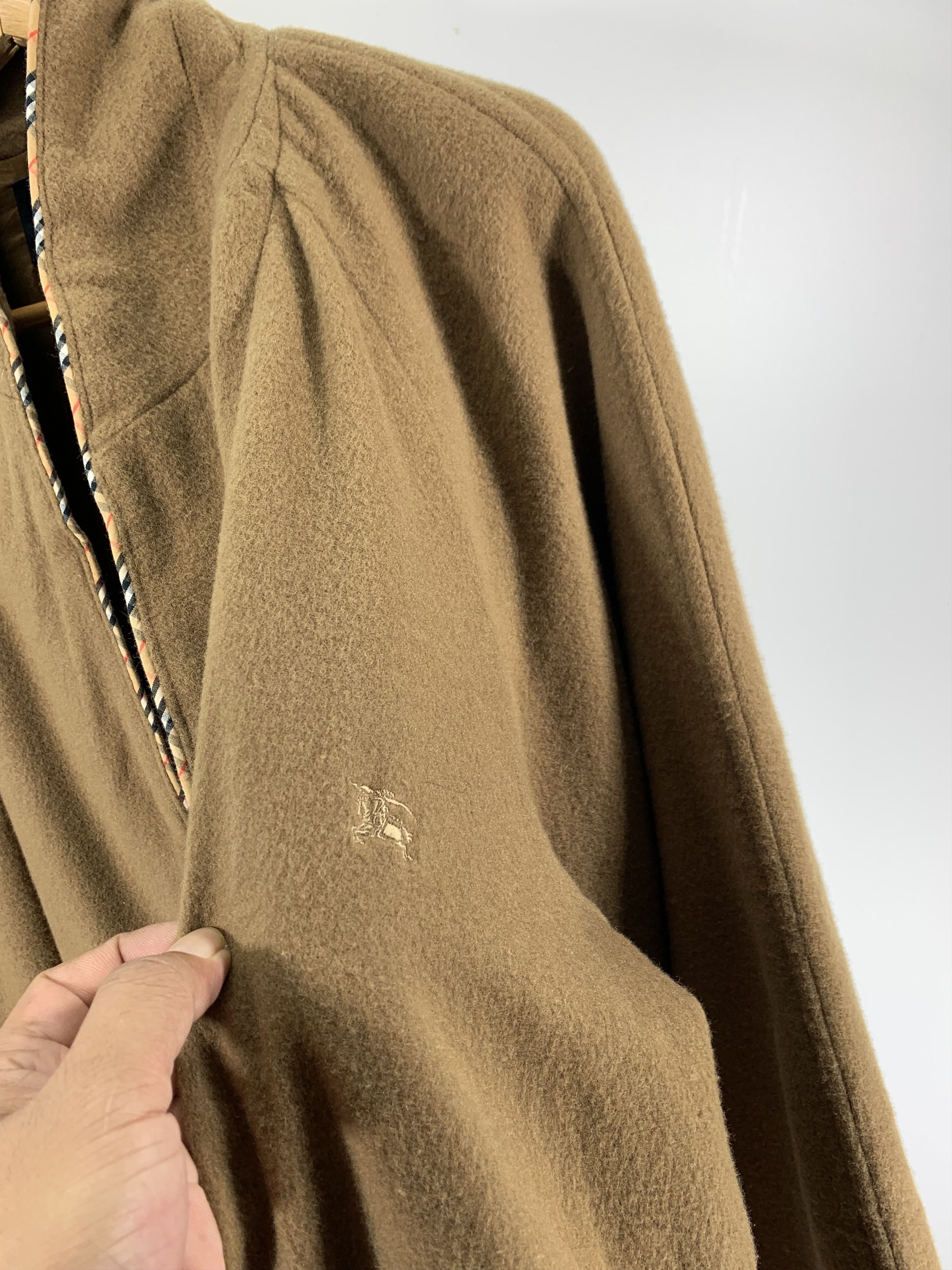 Burberry Burberry Robe cashmere & Wool Size US M / EU 48-50 / 2 - 5 Thumbnail