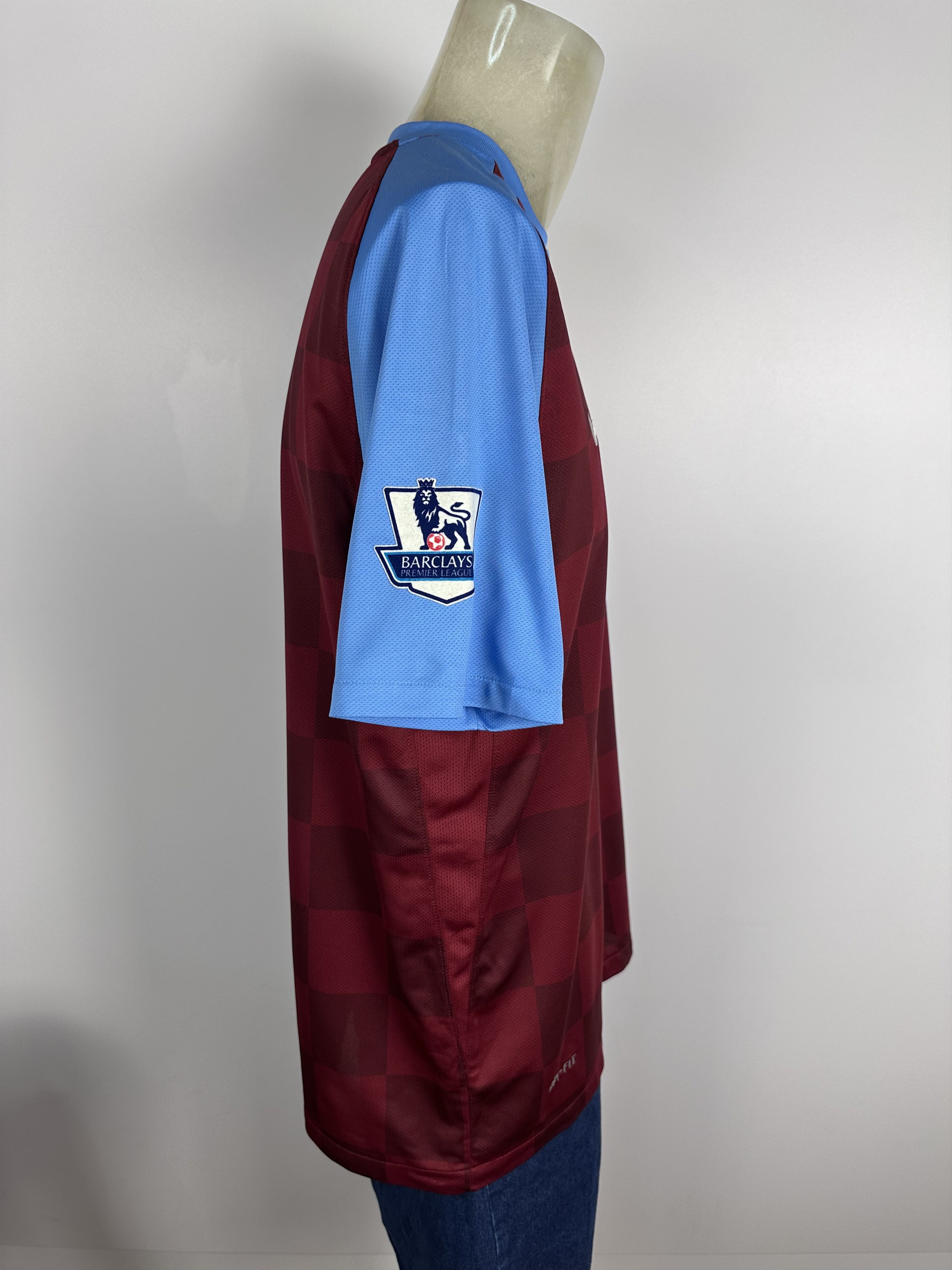 Nike ASTON VILLA 2011 2012 Football Shirt Soccer Jersey Nike L Size US L / EU 52-54 / 3 - 9 Thumbnail