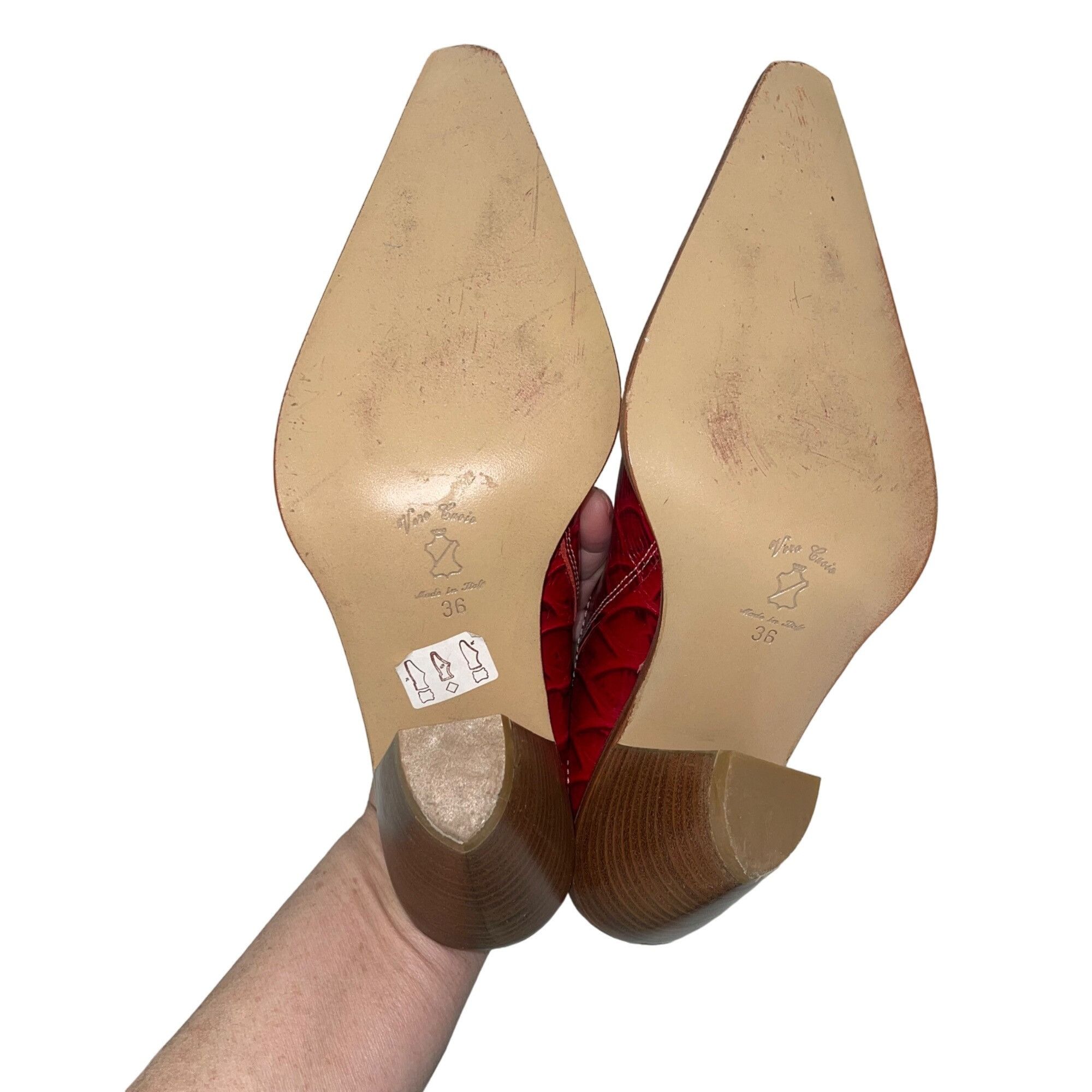 Vintage Arianna Vintage Womens Mules Size 36 Red Leather Size US 6 / IT 36 - 7 Thumbnail