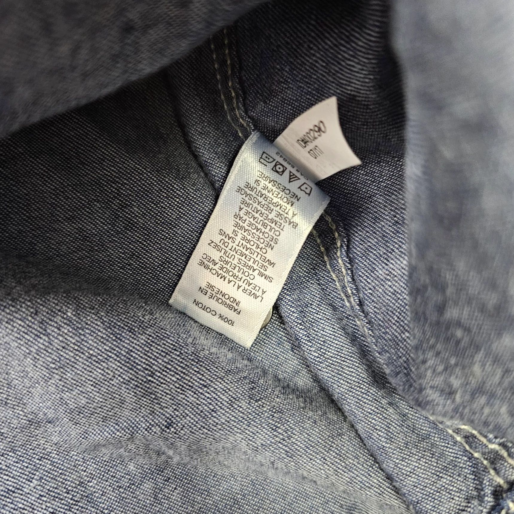 Express Express Denim Shirt Mens Small Blue Long Sleeve Button Front Pockets Casual Size US S / EU 44-46 / 1 - 4 Thumbnail