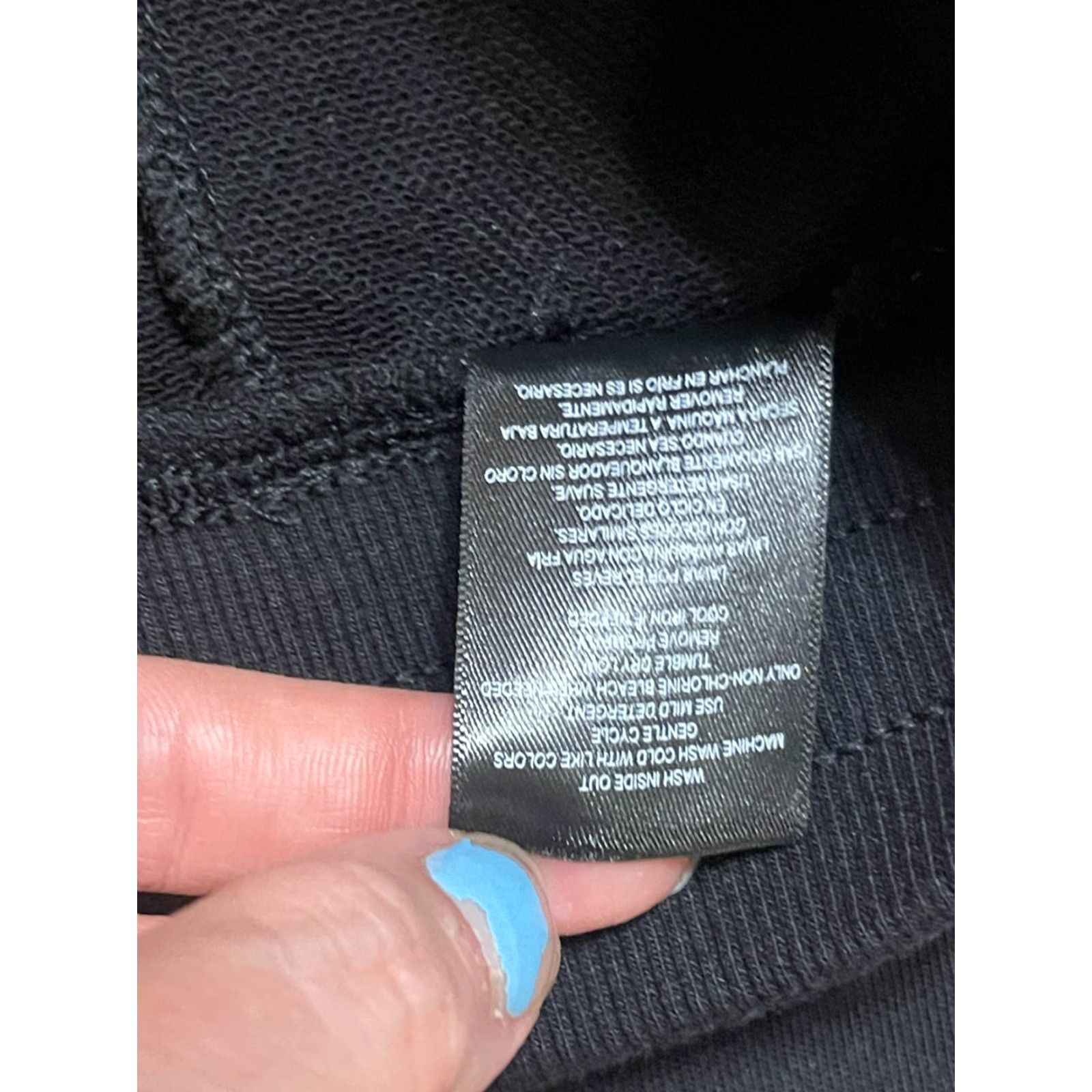 Vintage 32 Degrees Cool Shorts Mens Sweatpants Shorts Tie Waist Black L Regular Inseam 9 in 36 in - Casual Modern Occasion Size US 33 - 7 Thumbnail