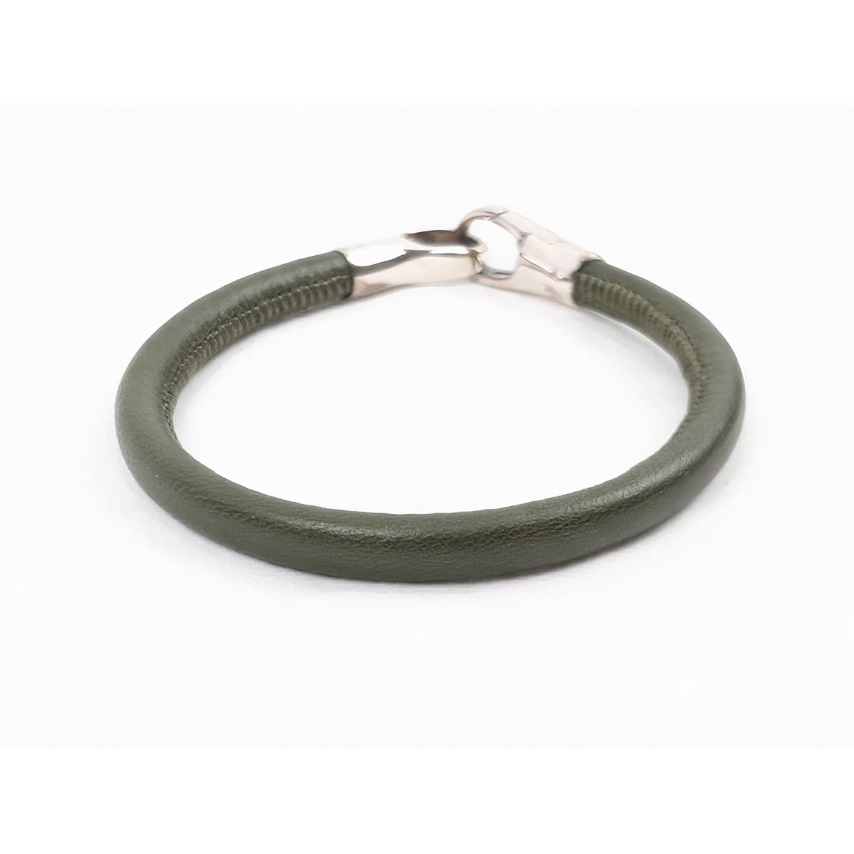 o1rshd1 Q:2/ Size:M/Silver/Nappa Sterling Bracelet in Borneo