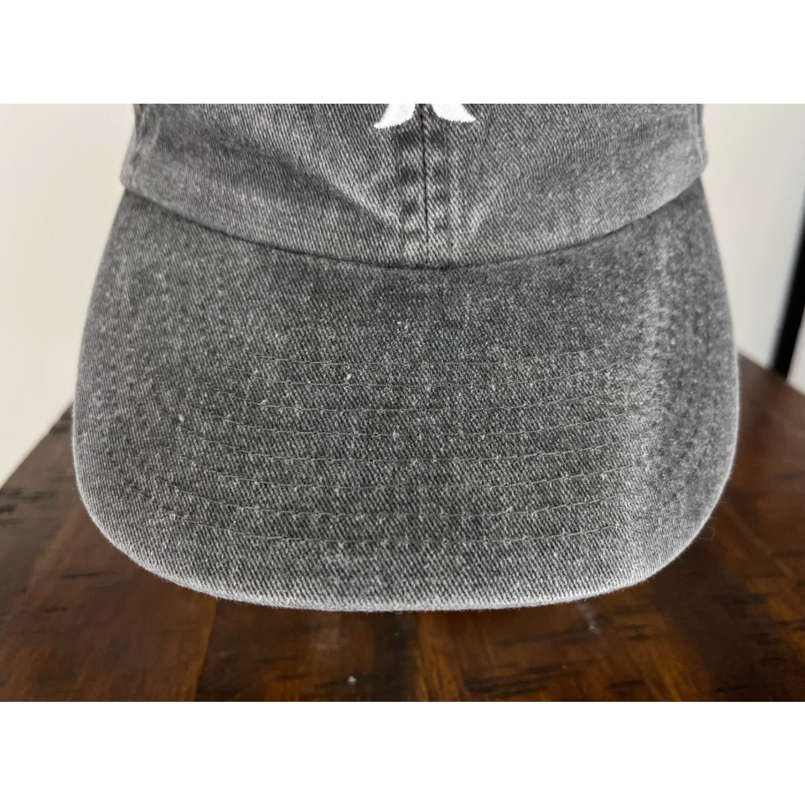 Hurley Hurley Hat Cap Snap Back Adult One Size Gray Denim Look 100% Cotton Skate Twill Size ONE SIZE - 3 Thumbnail