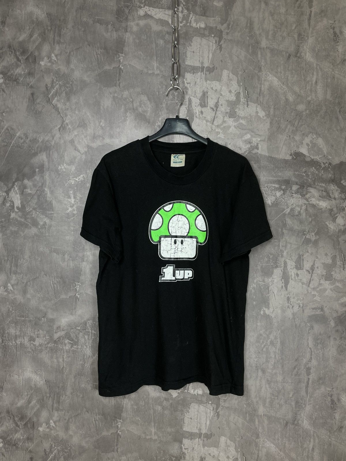 Nintendo × The Game × Vintage Vintage 90s 1UP Mushroom Super Mario Nintendo Faded T-Shirt Size US S / EU 44-46 / 1 - 1 Thumbnail
