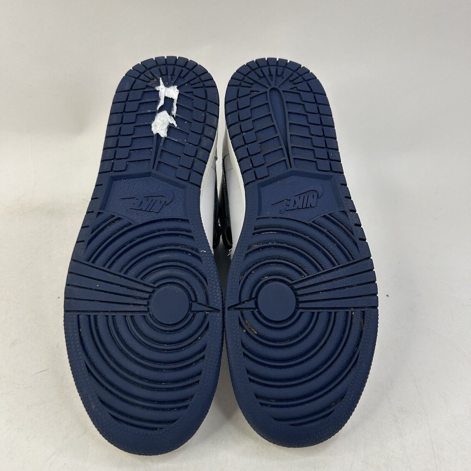 Nike Nike Air Jordan 1 High OG GS “Navy Metallic” 2024 Size US 8.5 / IT 38.5 - 7 Thumbnail