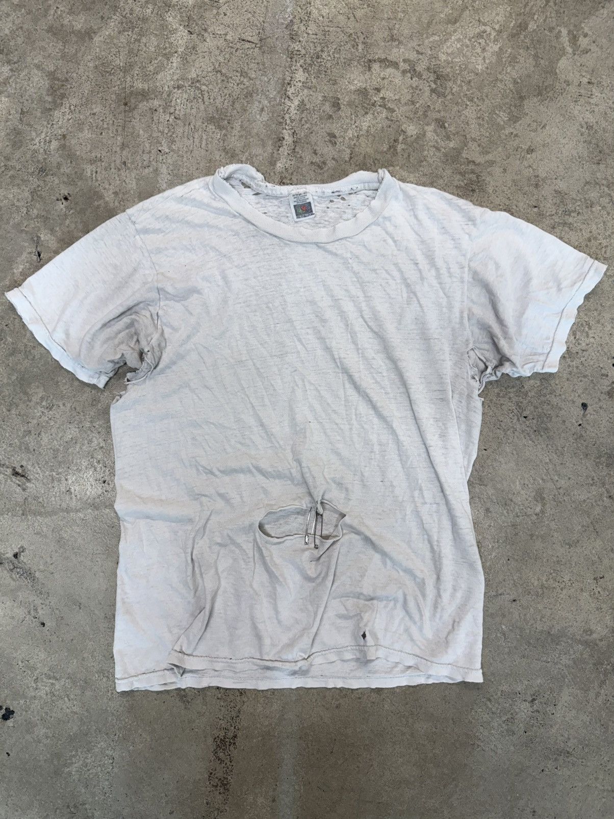 Vintage Vintage Trashed Blank White Tee Size US M / EU 48-50 / 2 - 1 Thumbnail