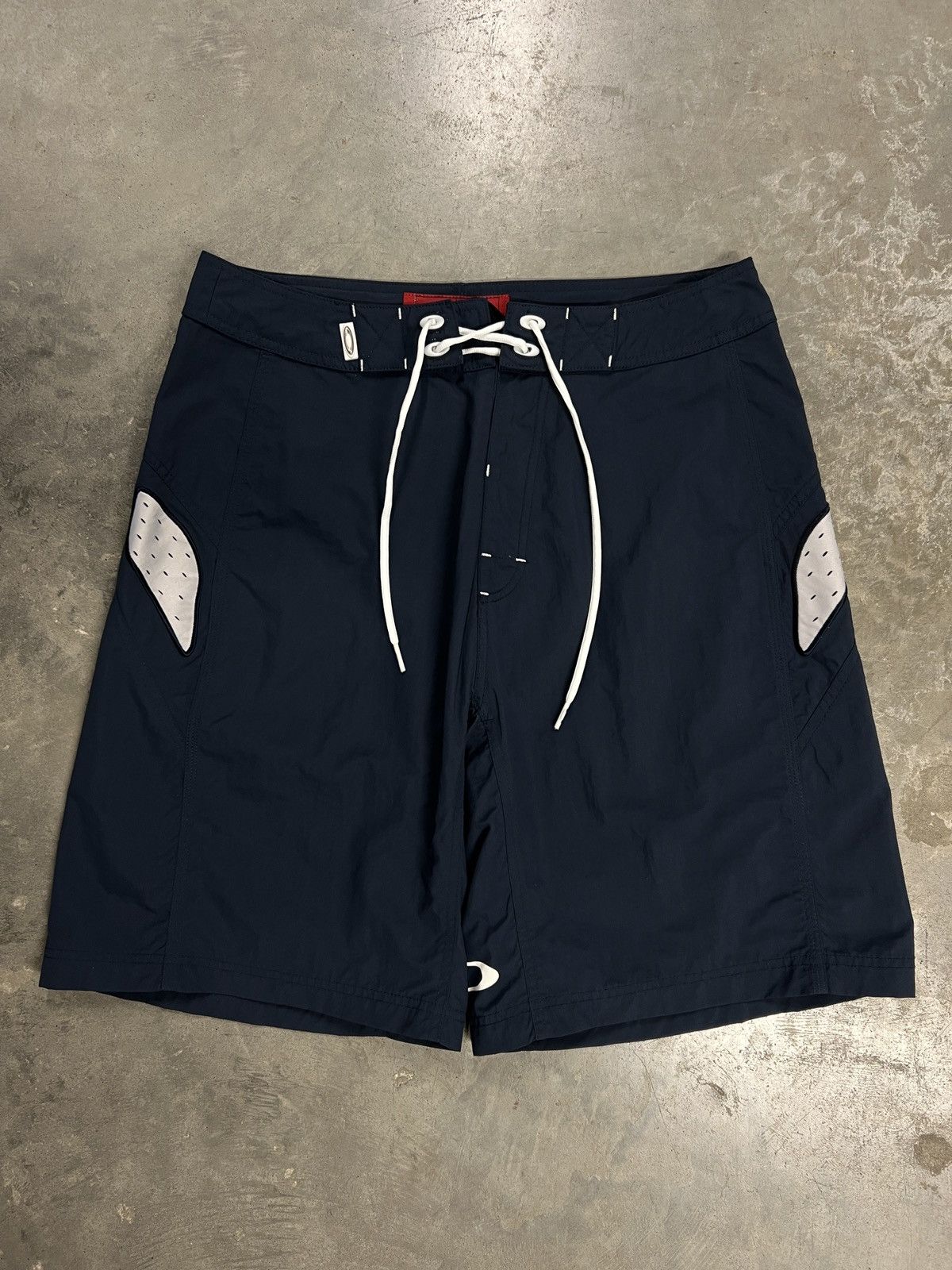 Oakley 00s Vintage Oakley Board Shorts Size US 30 / EU 46 - 1 Thumbnail