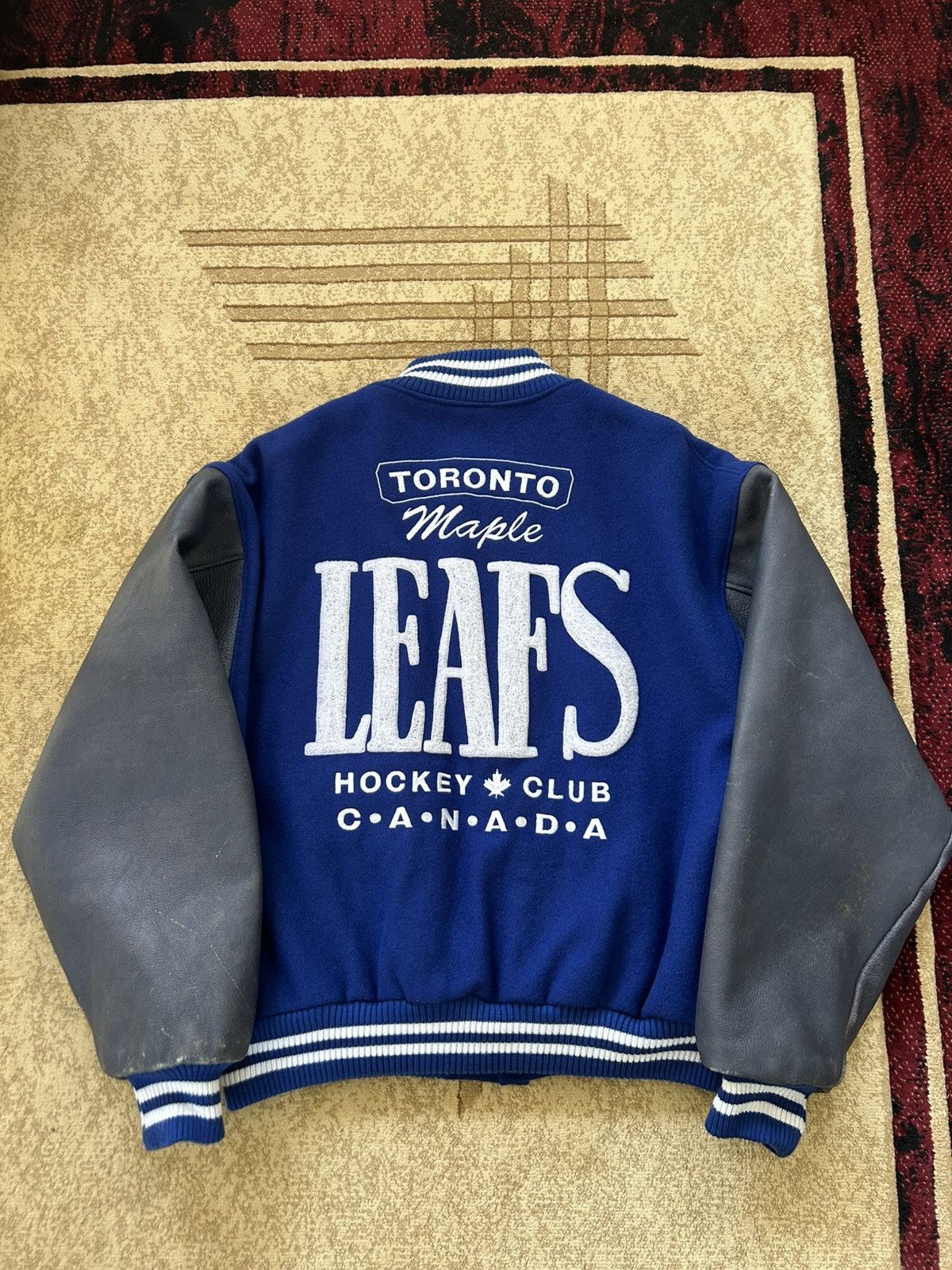 Roots Vintage Roots Toronto Maple Leafs Wool Varsity Jacket Size US M / EU 48-50 / 2 - 12 Thumbnail