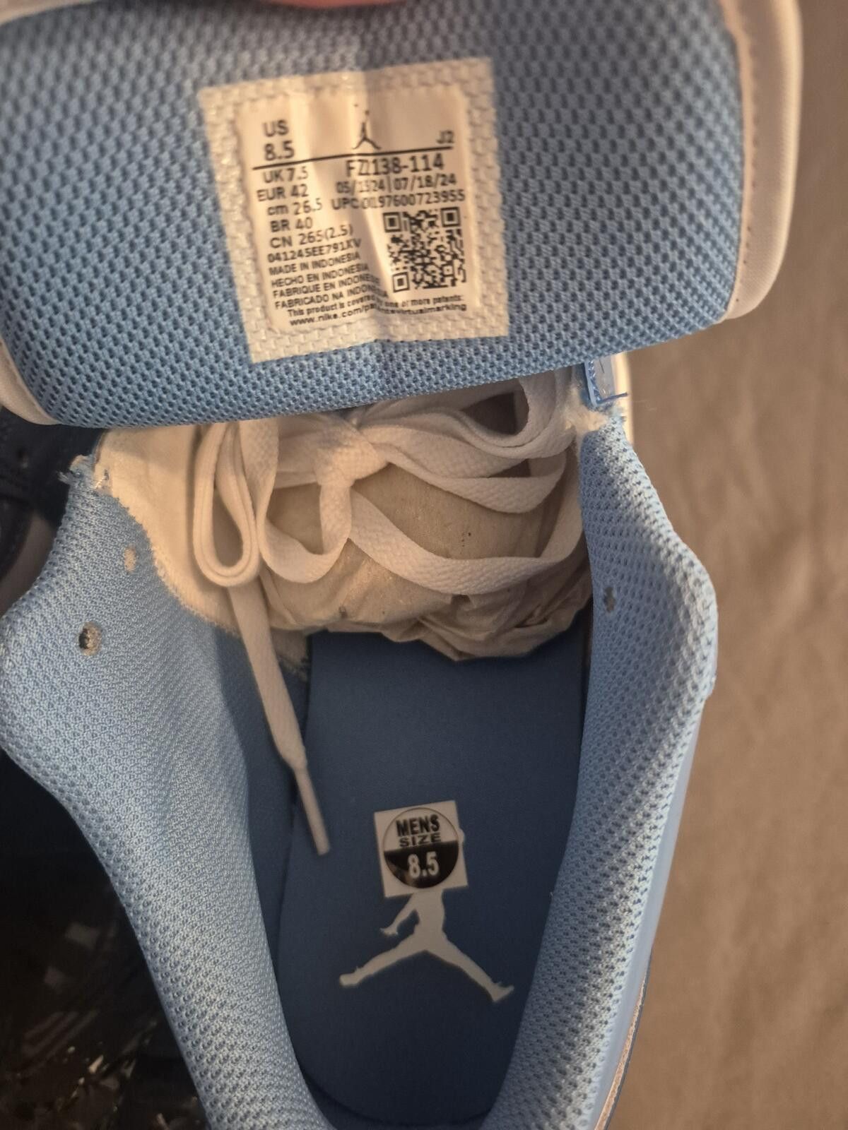 Jordan Brand Air Jordan 1 low unc blue Size 8.5 M Brand New Size US 8.5 / EU 41-42 - 7 Thumbnail