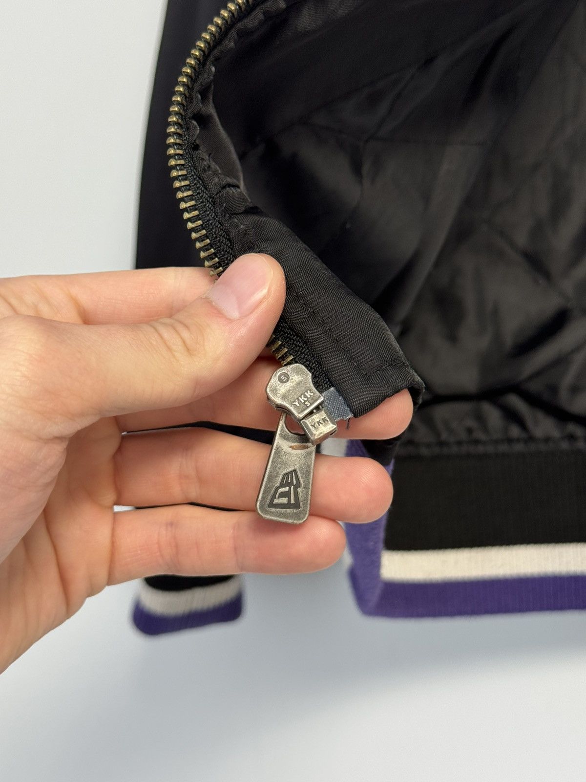 NBA NBA Los Angeles Lakers Bomber Jacket Black Purple Varsity Size US L / EU 52-54 / 3 - 12 Thumbnail