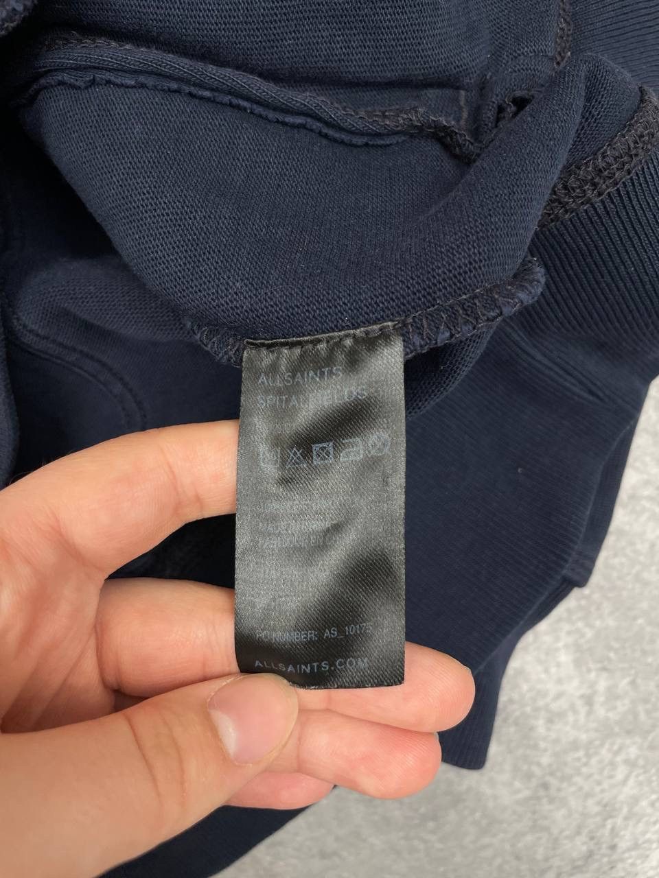 Allsaints AllSaints Men Cotton Hoodie Pullover Navy Vintage Size L Size US L / EU 52-54 / 3 - 6 Thumbnail