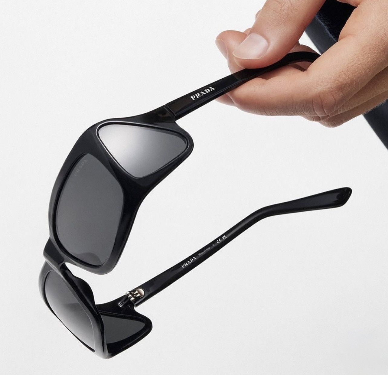 Prada × Streetwear × Vintage NEW Prada Symbole sunglasses PR 09ZS