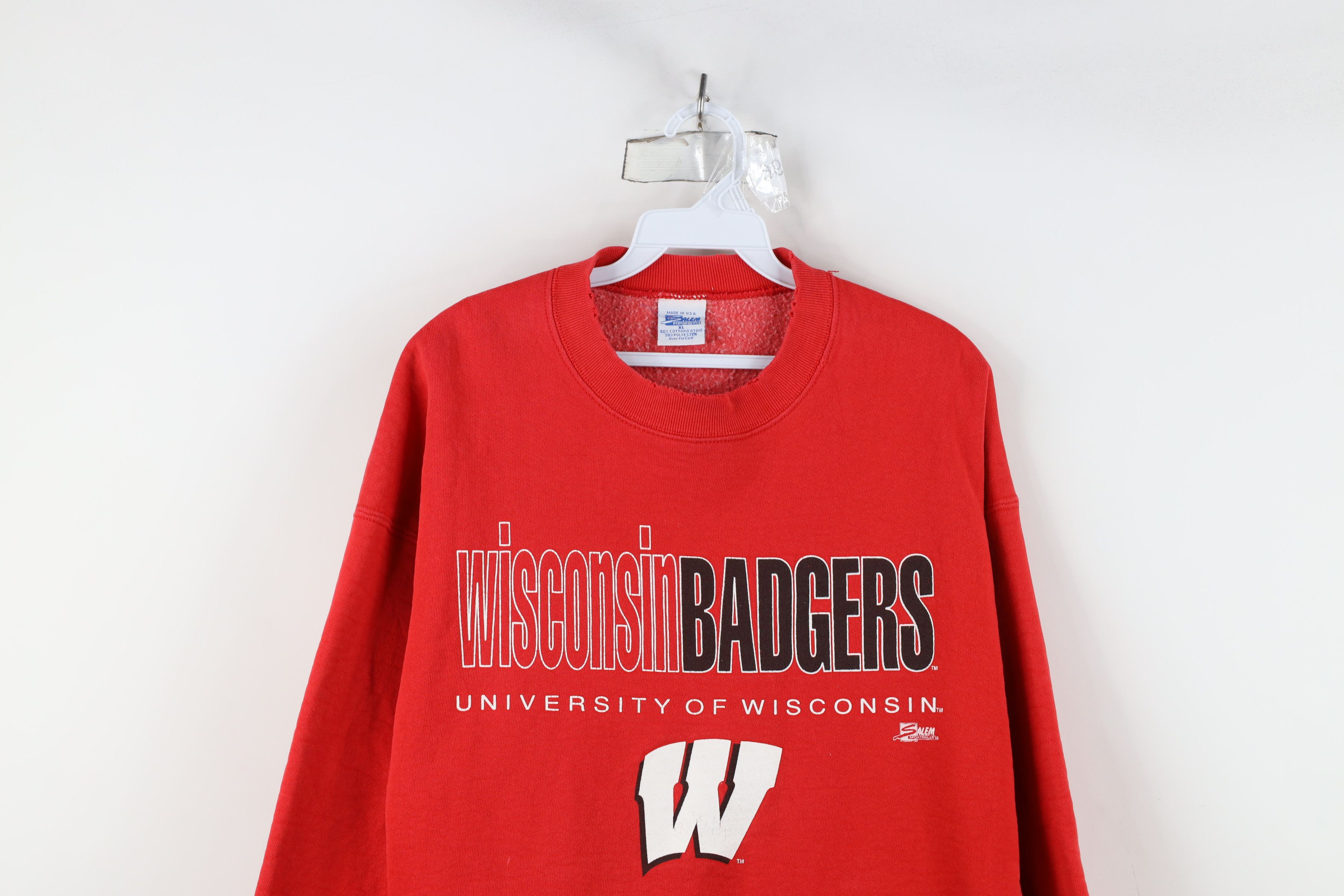 Vintage Vintage 90s Heavy University of Wisconsin Sweatshirt Red USA Size US XL / EU 56 / 4 - 2 Thumbnail