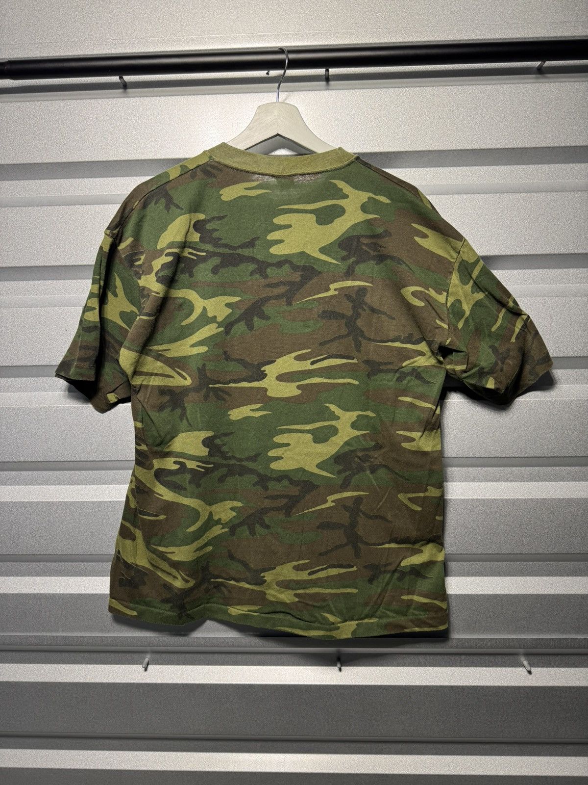 Other 90’s camo shirt Size US L / EU 52-54 / 3 - 7 Thumbnail