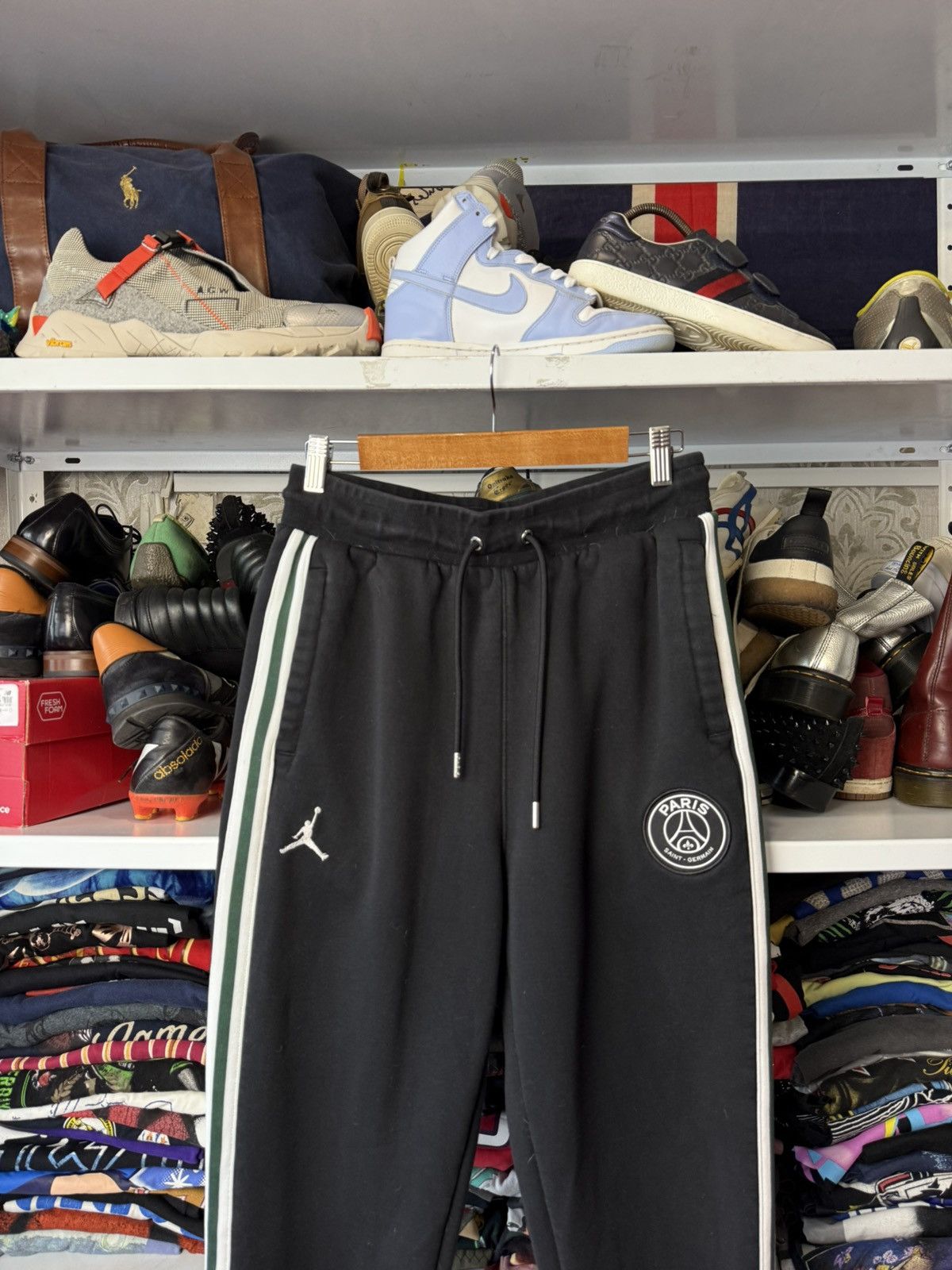 Jordan Brand Jordan PSG Wings Black Sweatpants Size US 32 / EU 48 - 18 Thumbnail