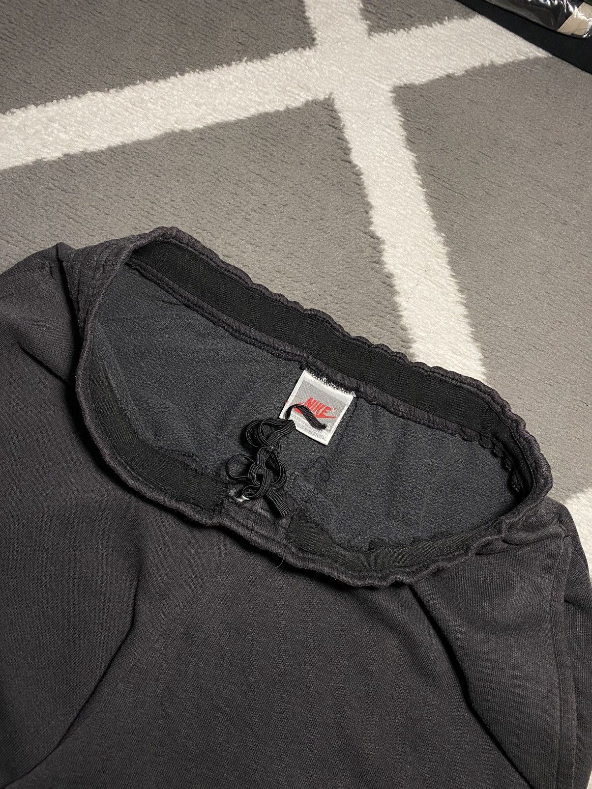 Nike × Vintage Vintage 80’s Nike Swoosh Loose Fit Sweatpants Size US 30 / EU 46 - 11 Thumbnail