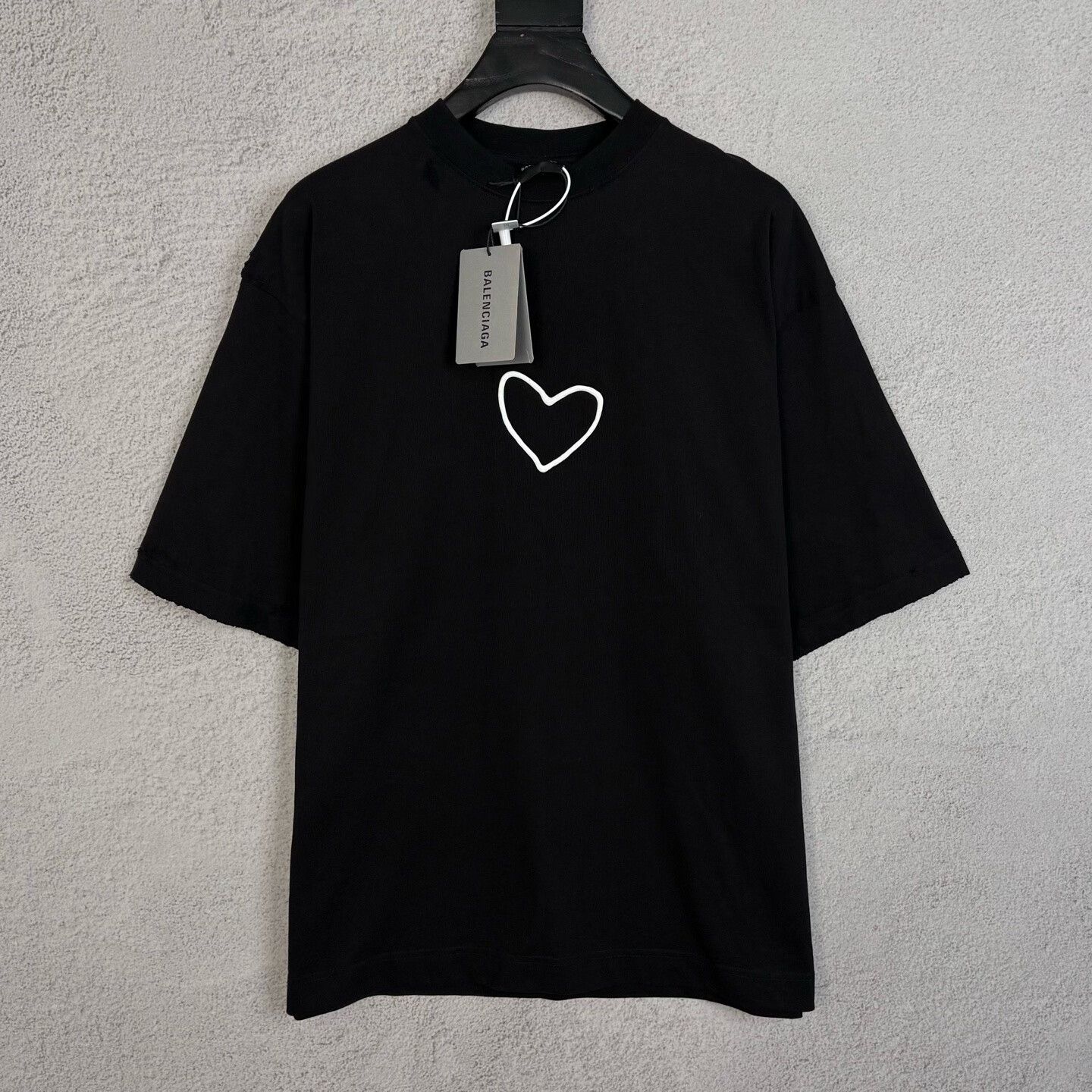 Balenciaga Balenciaga Black Heart Logo Short Sleeve Shirt Size US S / EU 44-46 / 1 - 1 Thumbnail