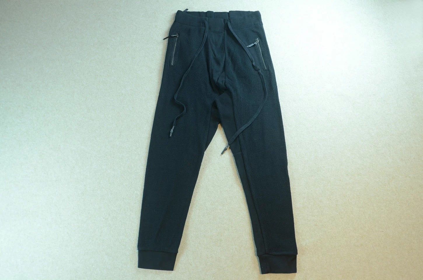 Boris Bidjan Saberi 11byBBS Black Towel Dropped Crotch Cuffed Sweatpants Size US 39 - 1 Thumbnail