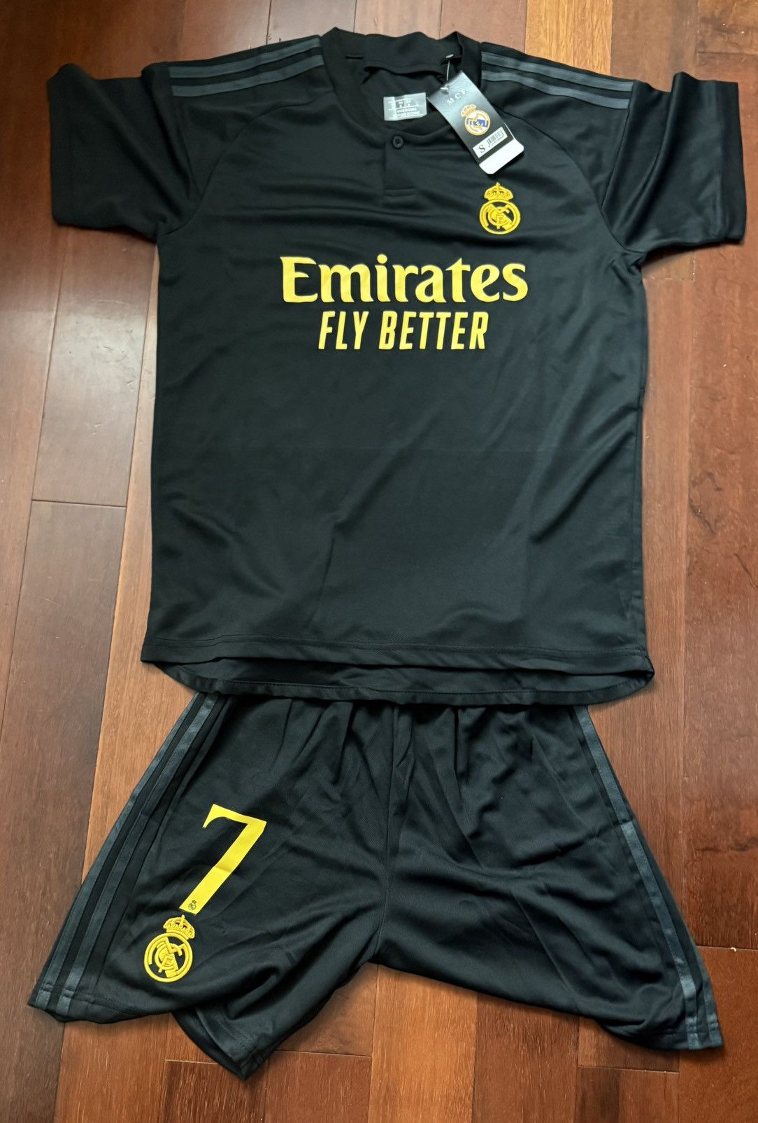Other Vini Jr. #7 Soccer Jersey & Shorts Set Size US S / EU 44-46 / 1 - 1 Thumbnail