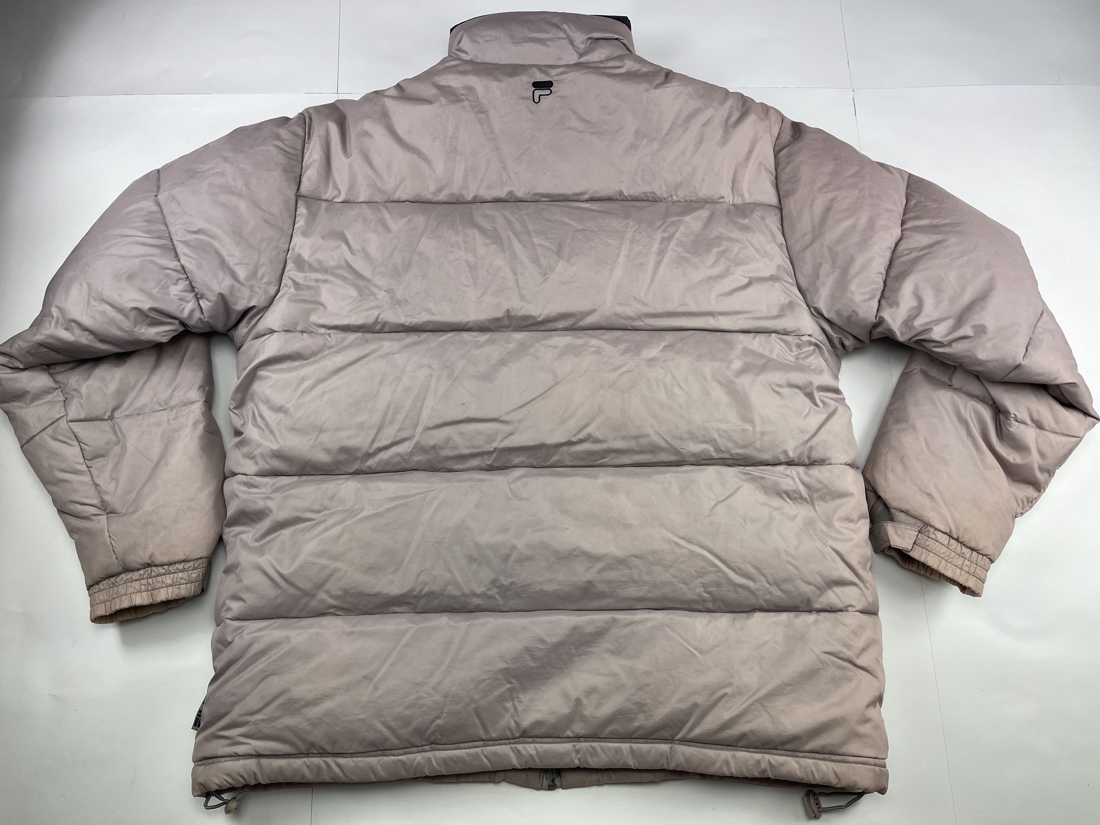 Fila Fila puffer jacket, 90s hip hop, 1990s skater Y2K size L Size US L / EU 52-54 / 3 - 14 Thumbnail