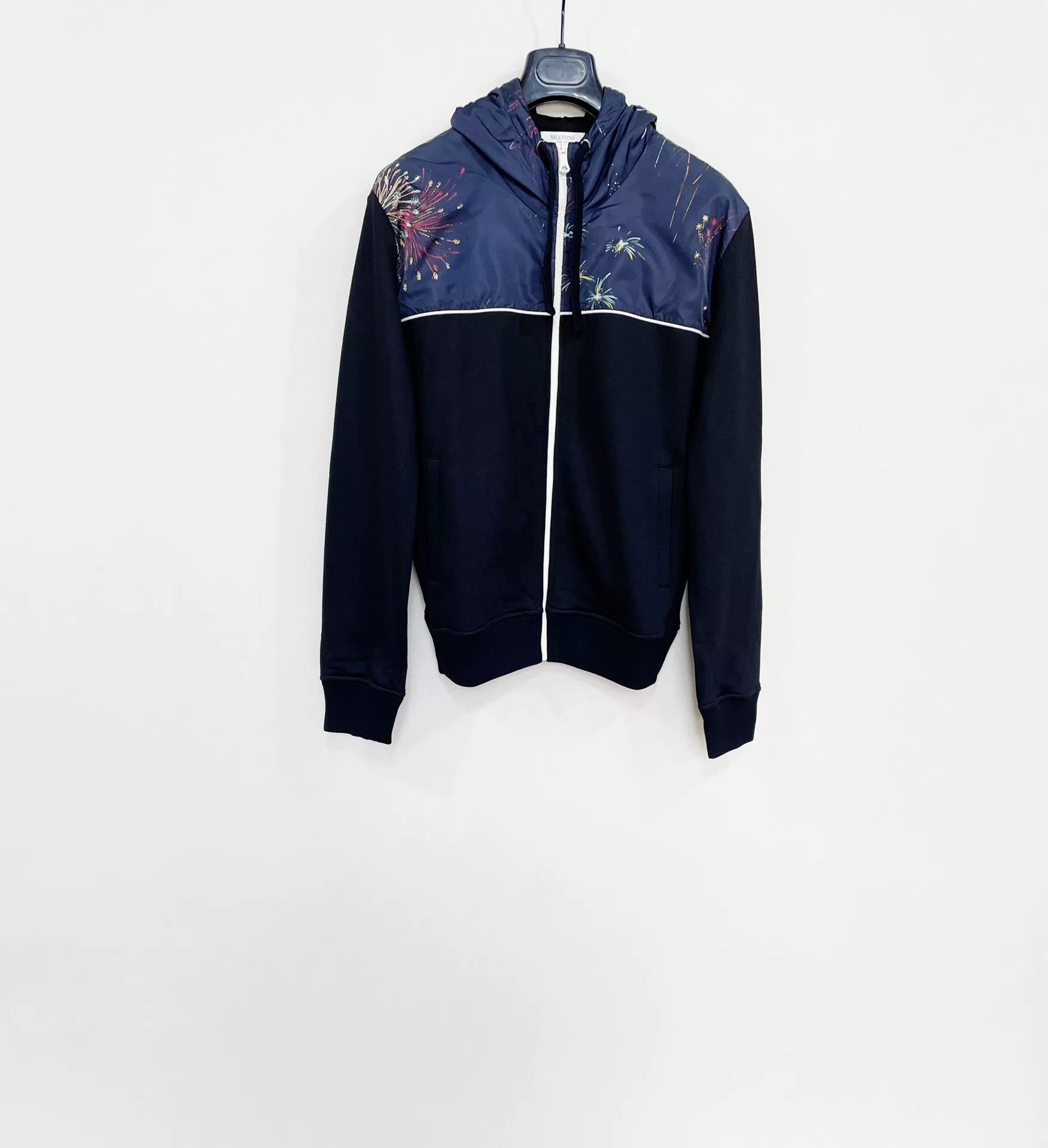 Valentino VALENTINO Hooded Zip Sweatshirt Size US S / EU 44-46 / 1 - 1 Thumbnail