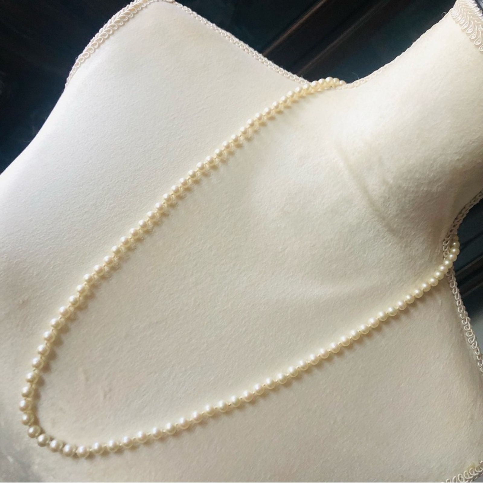 Vintage Vintage Marvella hand knotted cream glass pearl necklace Size ONE SIZE - 1 Thumbnail