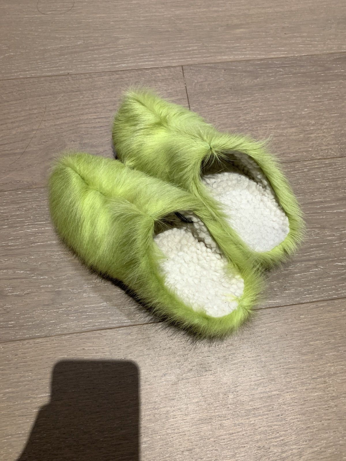 Acne Studios ACNE STUDIOS Green Studded Clogs In Neon Green Size US 6 / IT 36 - 6 Thumbnail