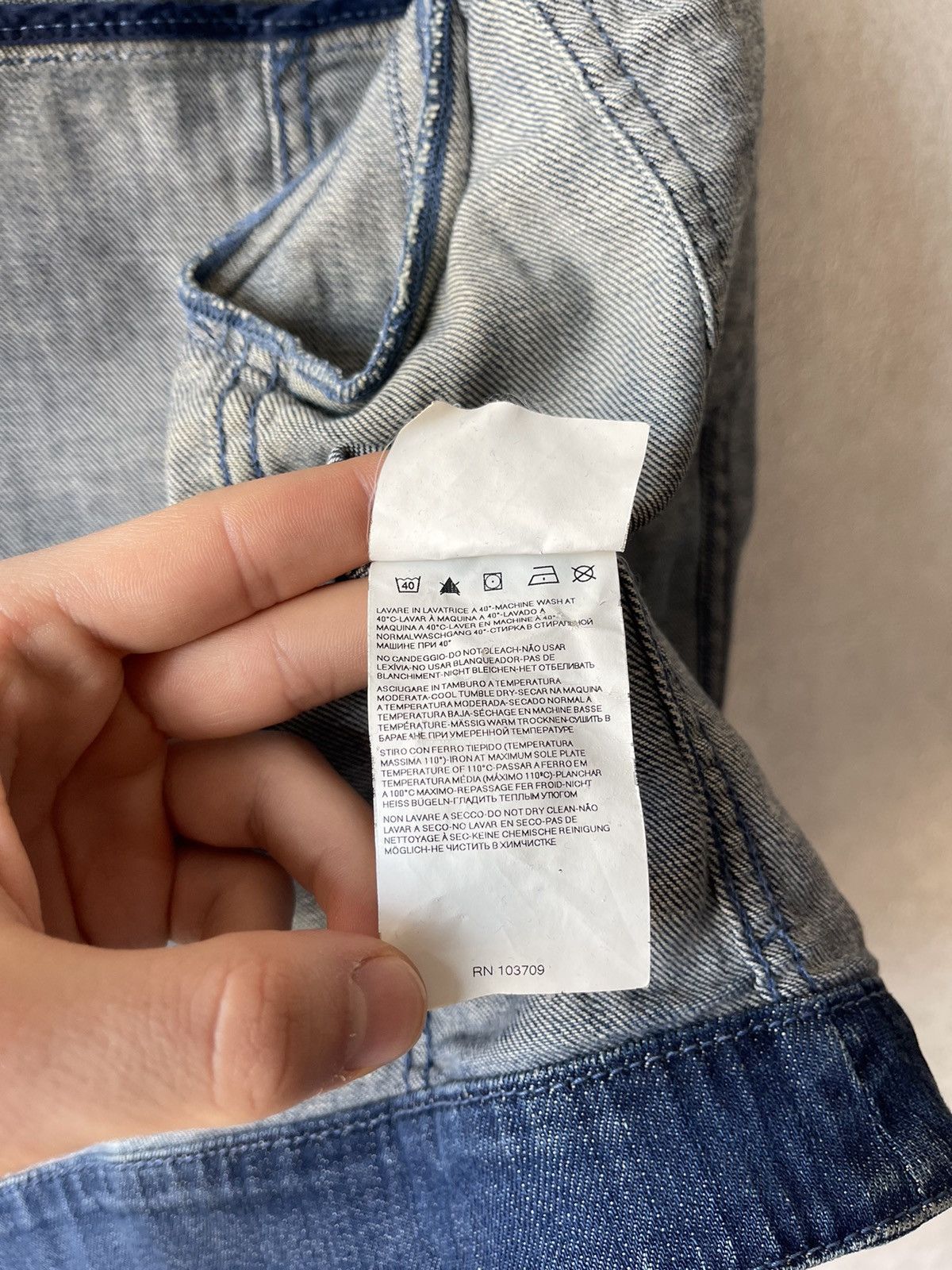 Armani Vintage Armani Jeans Pocket Distressed Denim Jacket y2k Size M / US 6-8 / IT 42-44 - 10 Thumbnail