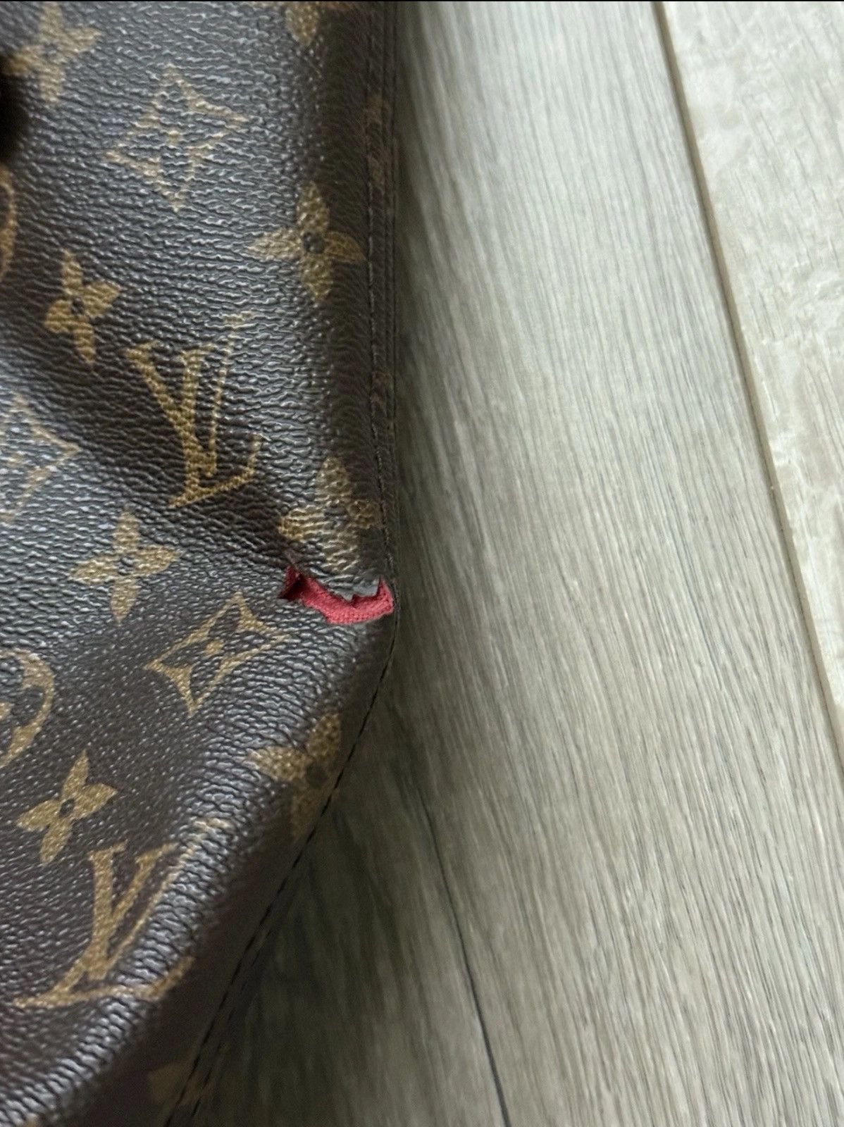 Louis Vuitton Louis Vuitton Monogram Purse Articles de Voyage Red Interior Size ONE SIZE - 6 Thumbnail