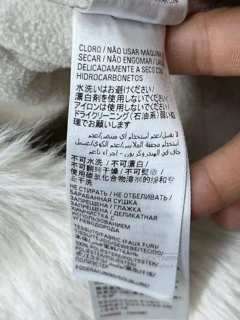 Balenciaga Balenciaga White Back Logo Faux Fur Jacket Size XXS / US 00 / IT 34 - 9 Thumbnail