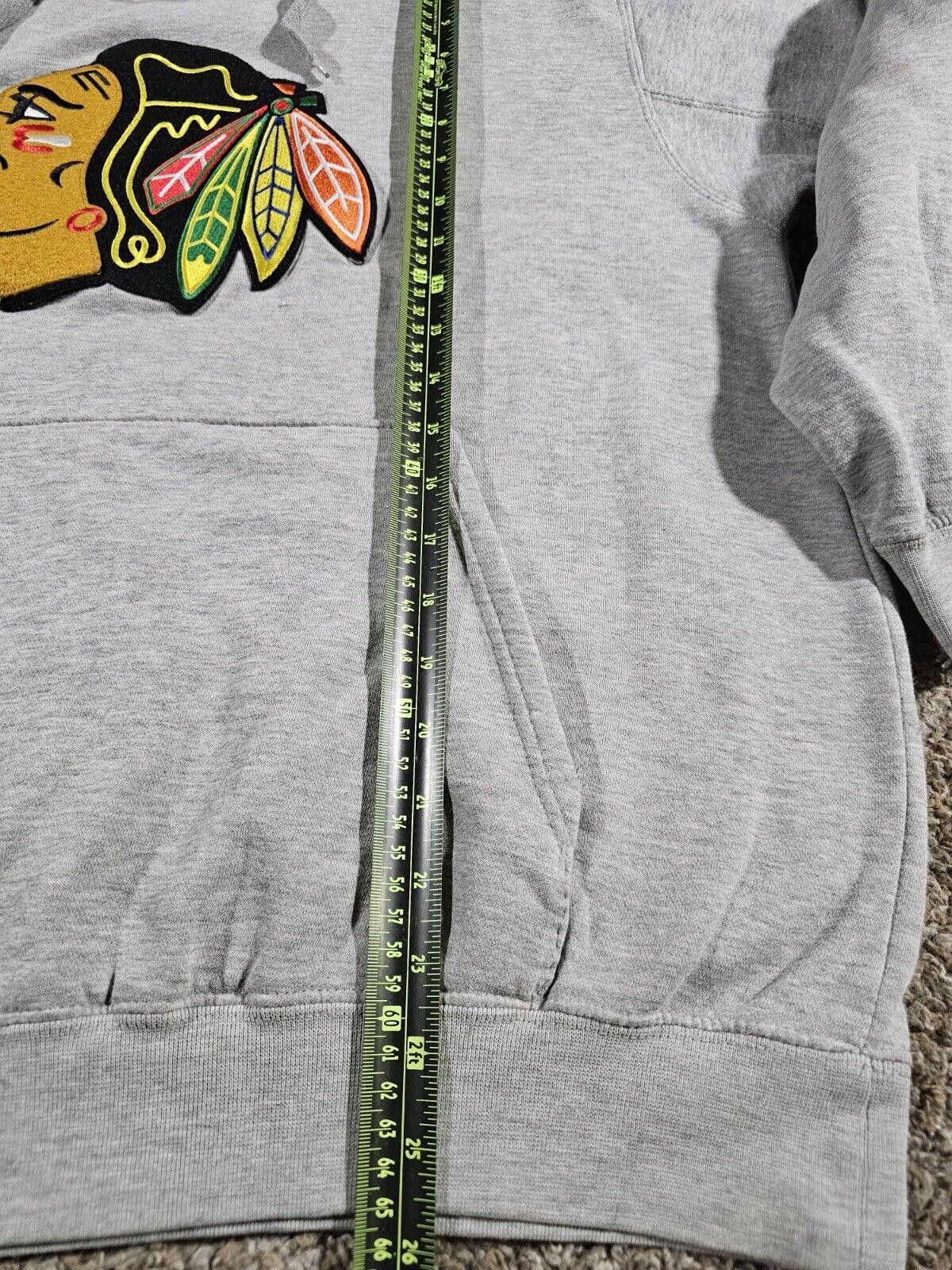 Majestic Majestic Chicago Blackhawks NHL Hoodie Gray SEE MEASUREMENTS Size ONE SIZE - 6 Thumbnail