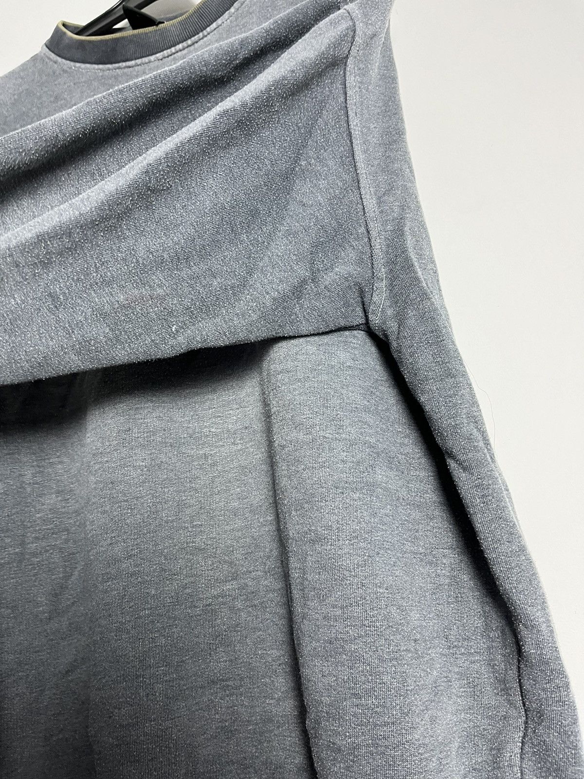 Nike × Vintage Vintage Nike distressed thrashed crewneck sweatshirt y2k Size US M / EU 48-50 / 2 - 12 Thumbnail
