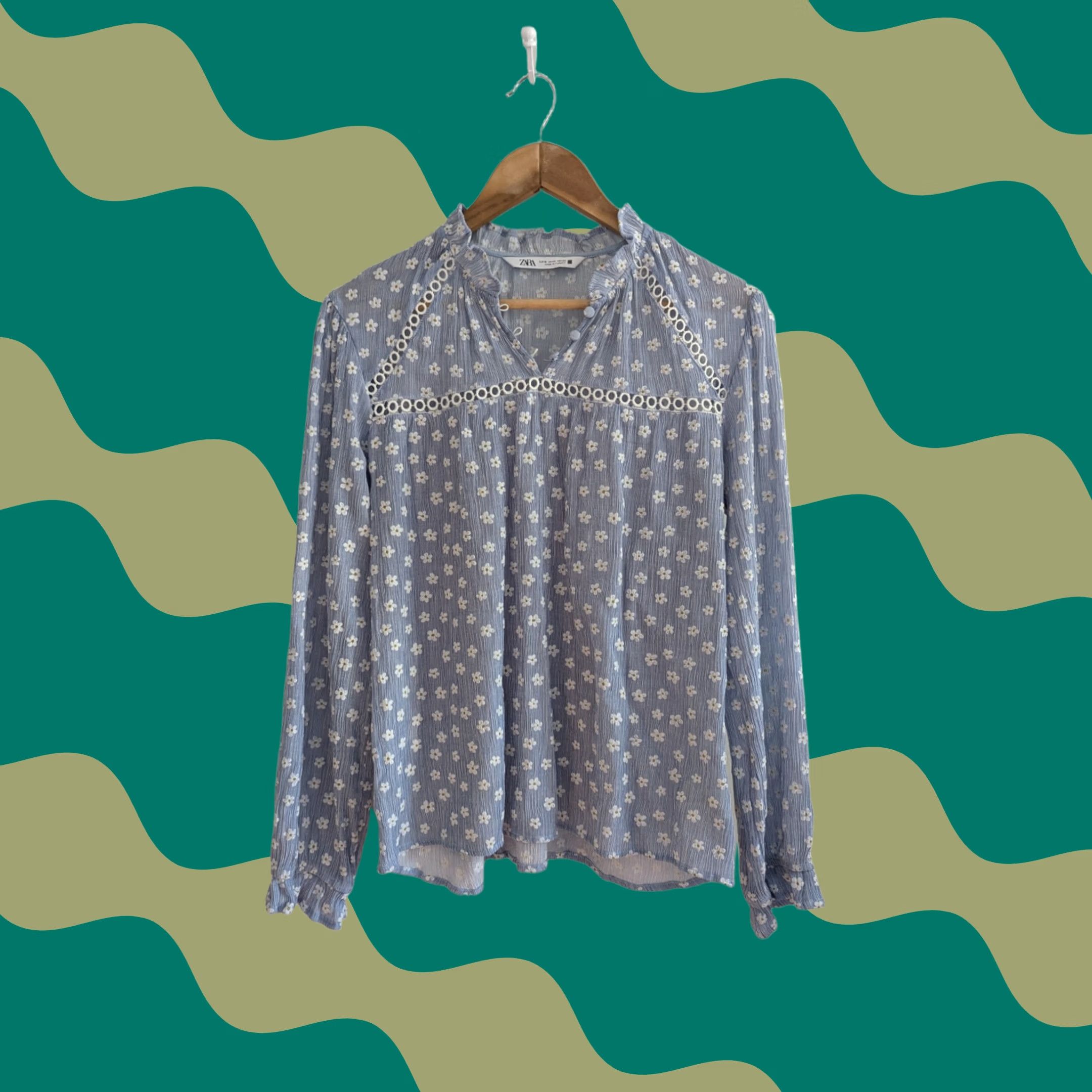 Zara Zara Blouse Long Sleeve Daisy Print Ruffle Peasant Floral Top M Blue Womens Size M / US 6-8 / IT 42-44 - 1 Thumbnail