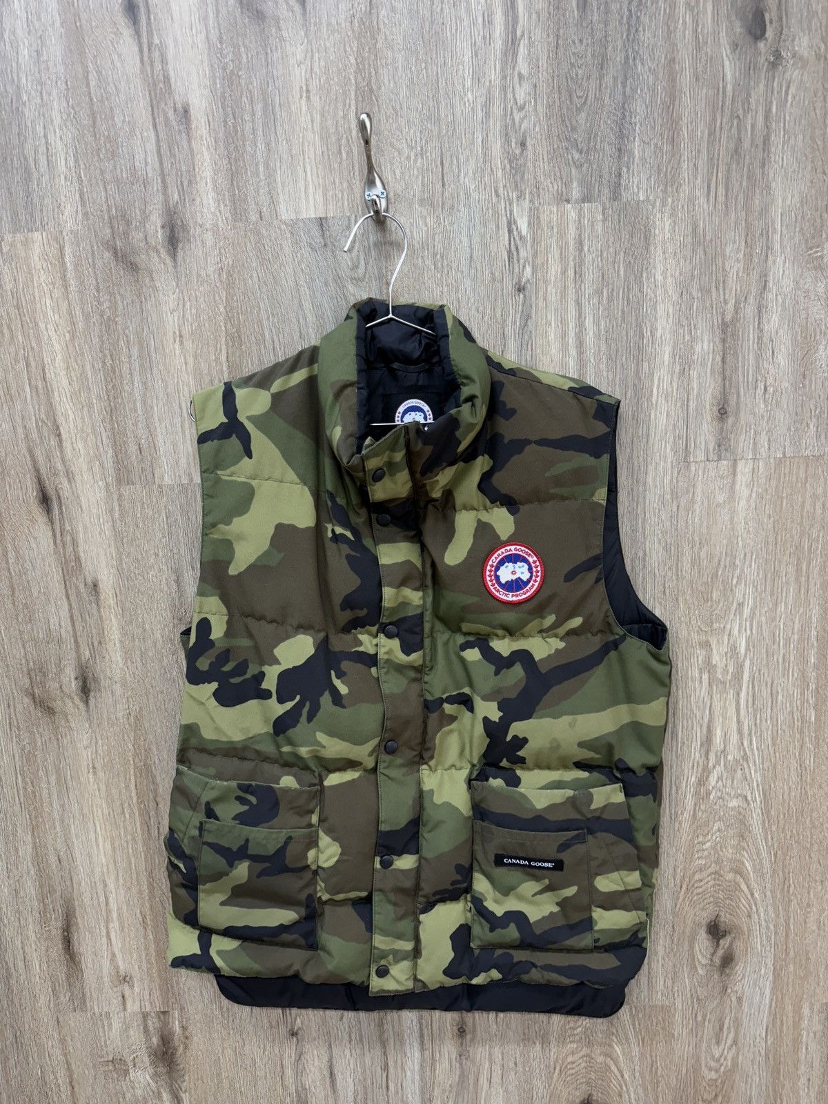 Canada Goose Canada Goose Camo Vest Size US M / EU 48-50 / 2 - 1 Thumbnail