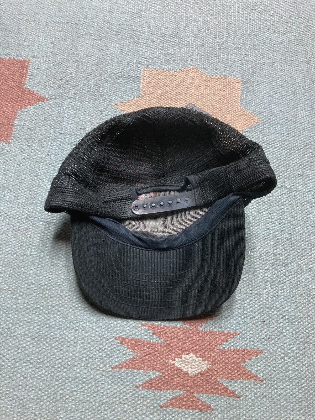 Vintage trucker hat don’t ruffle my feathers USA American flag eagle Size ONE SIZE - 5 Thumbnail