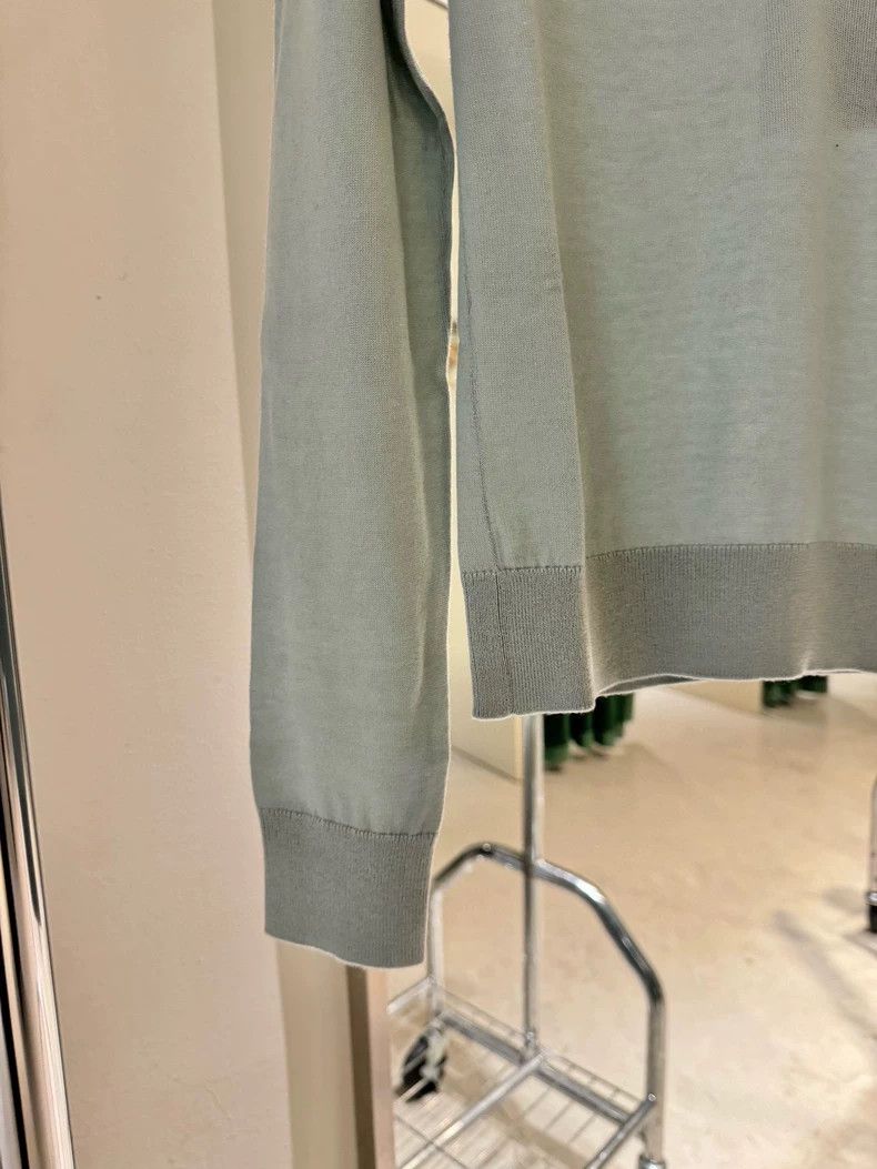 Loro Piana LORO PIANA A light blue thin v-neck knit for women Size S / US 4 / IT 40 - 3 Thumbnail