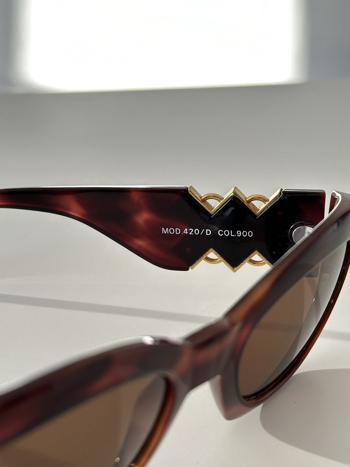 Versace Vintage Versace Multiple Medusa Luxury Sunglasses/ MOD.420/D Size ONE SIZE - 9 Thumbnail