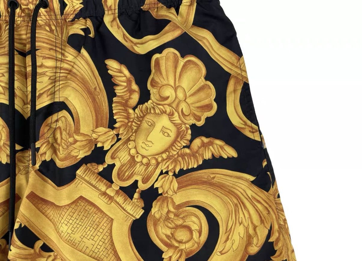 Versace Versace Black & Gold Pattern Drawstring Shorts J31 Size US 38 / EU 54 - 3 Thumbnail