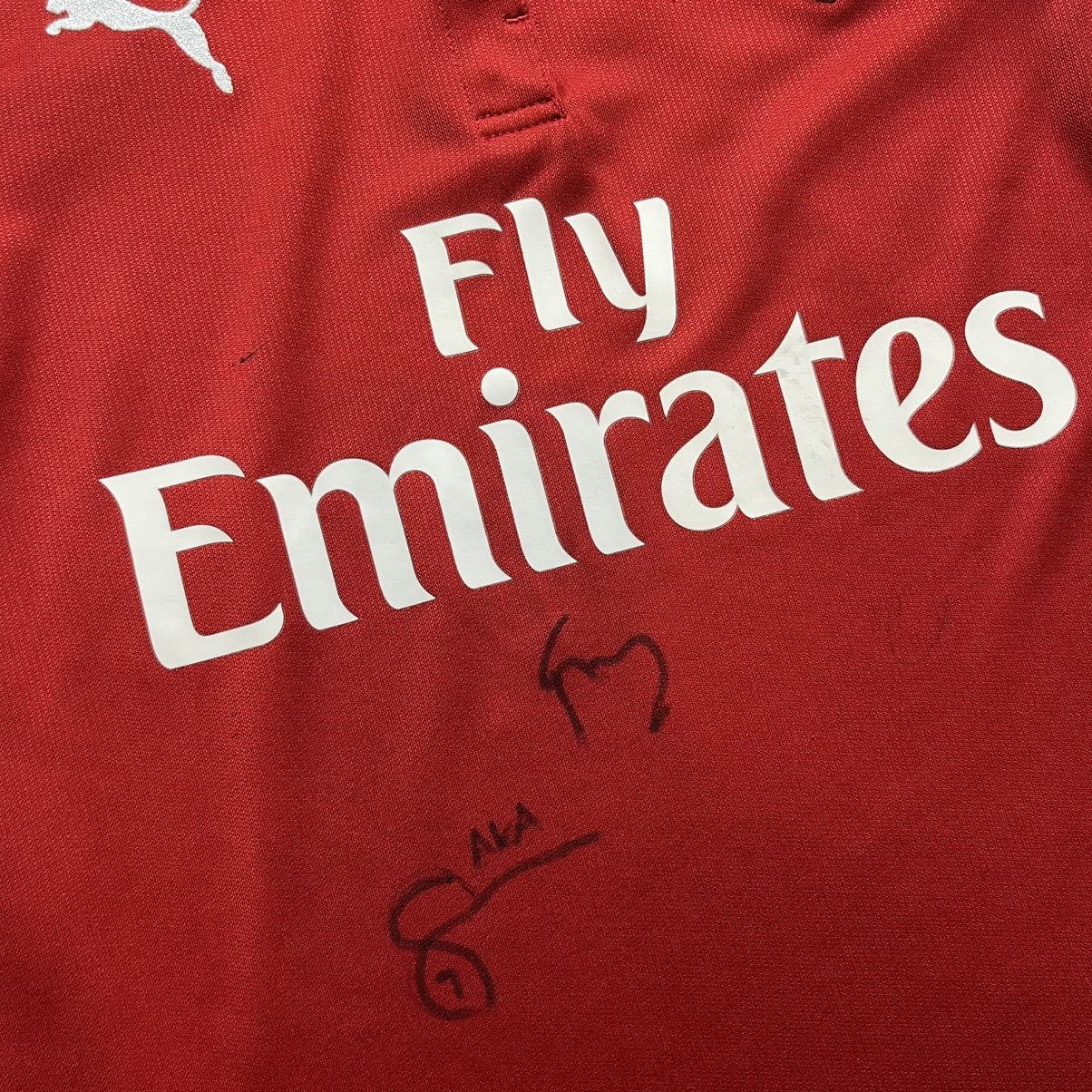 Puma WOMENS ARSENAL PUMA 2017/2018 FOOTBALL HOME JERSEY Size S / US 4 / IT 40 - 3 Thumbnail