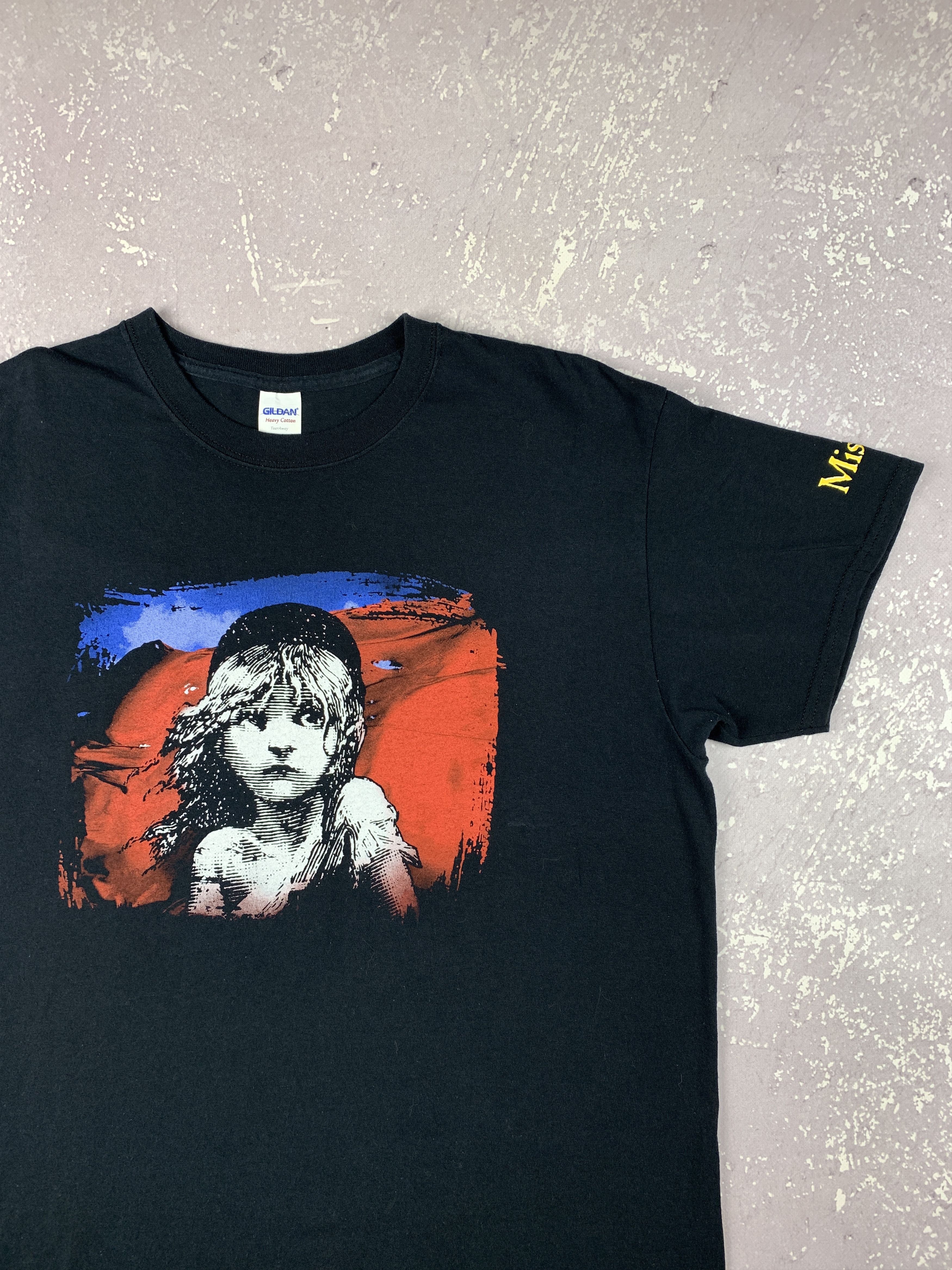 Vintage Vintage Les Miserables Promo Broadwey Show Graphic T Shirt Size US L / EU 52-54 / 3 - 3 Thumbnail