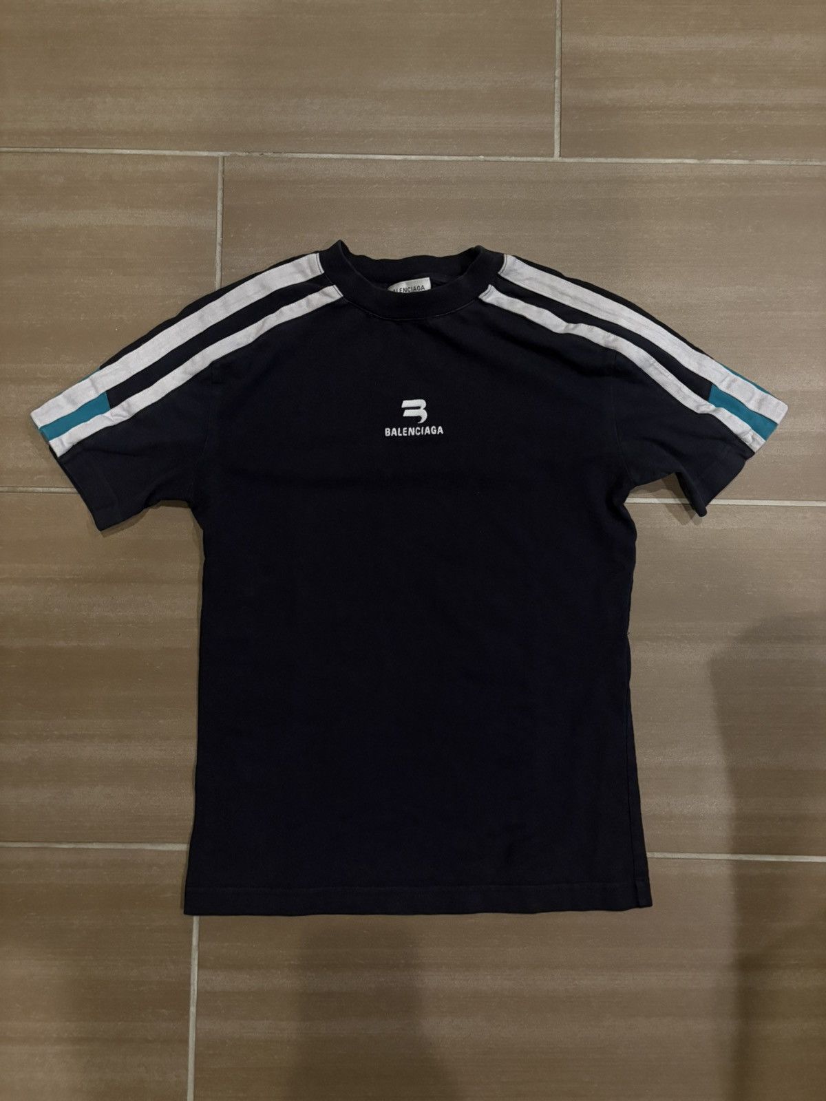 Balenciaga Balenciaga Sporty B Shrunken Tee | Grailed